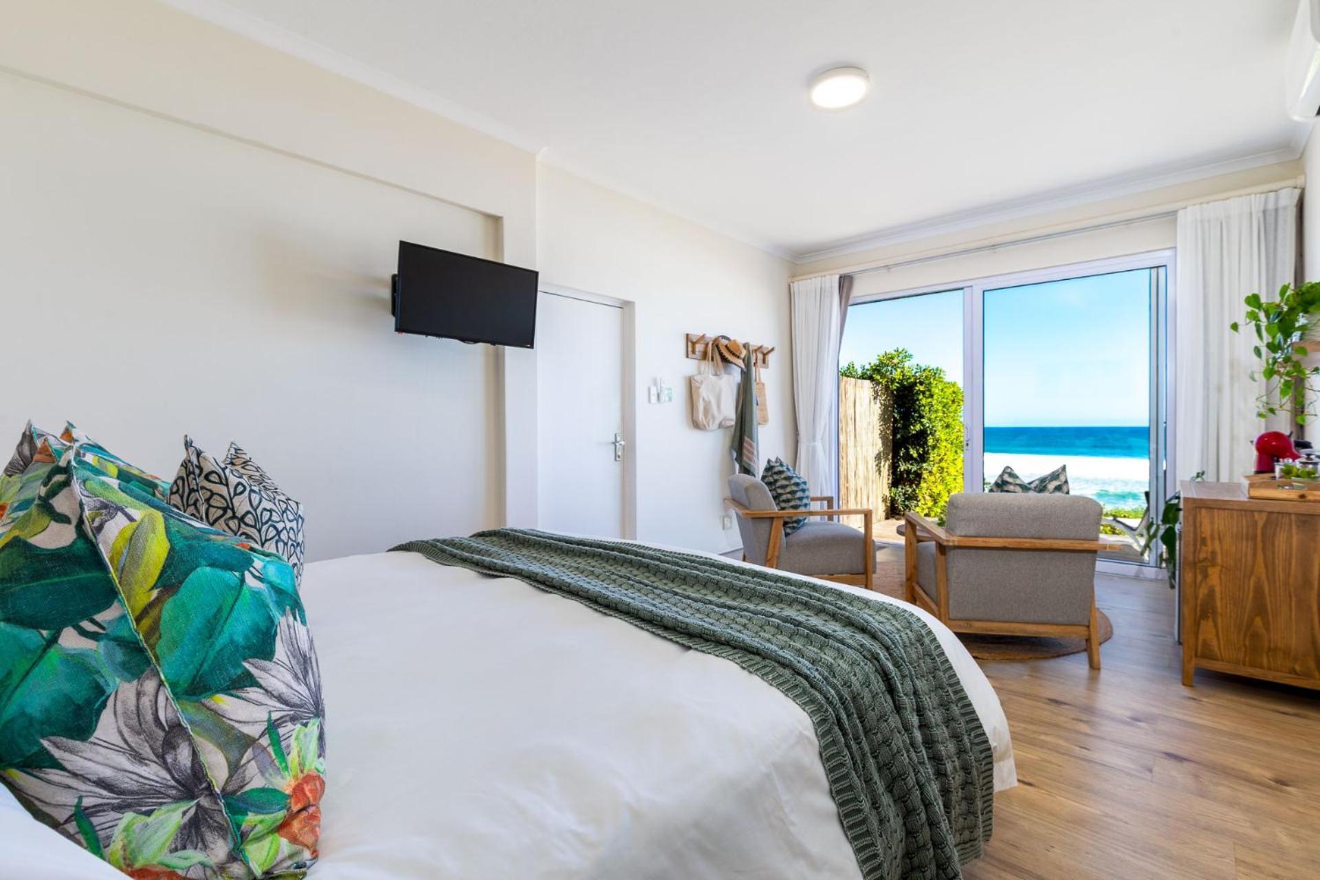 Double Room Shell