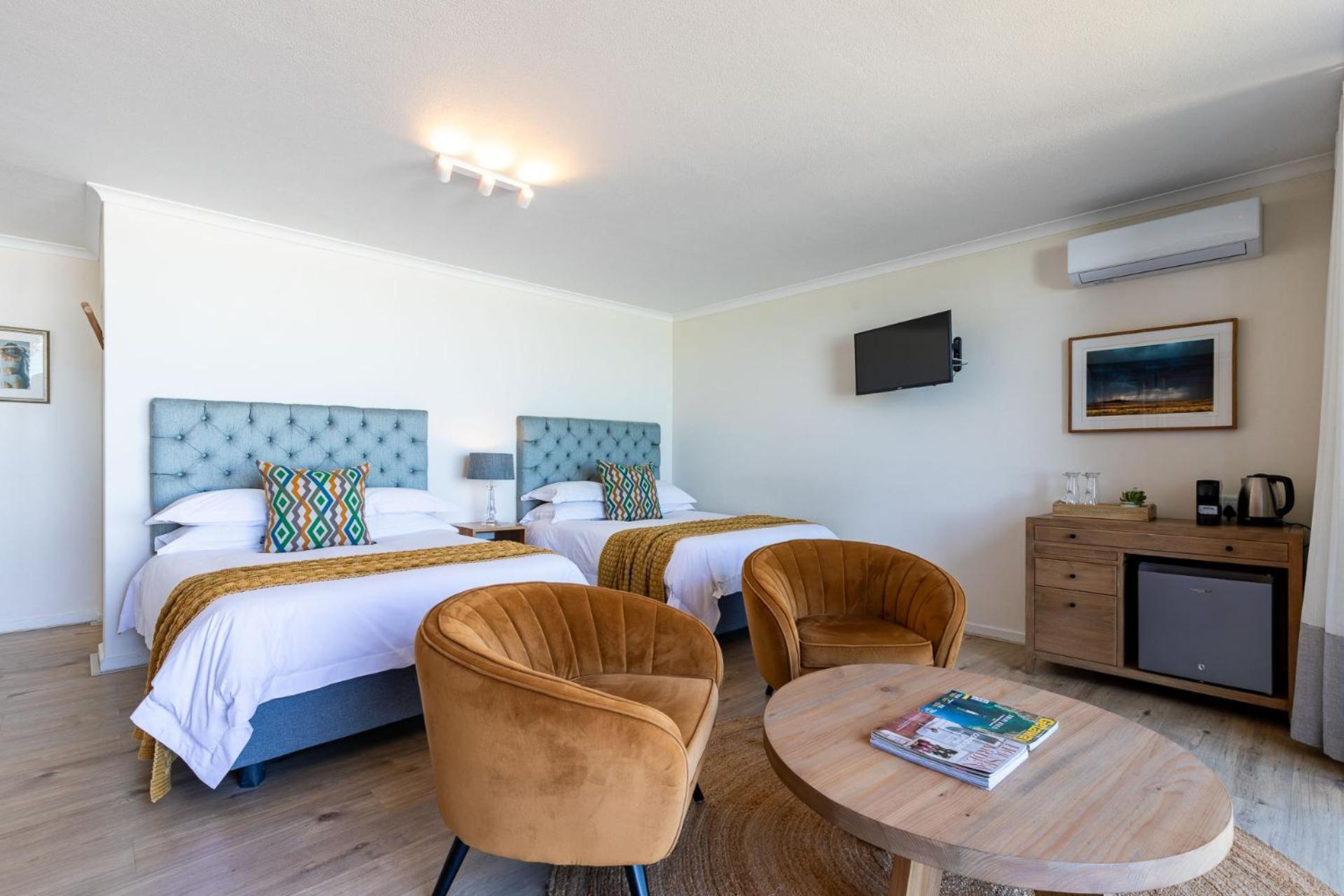 Double Room White