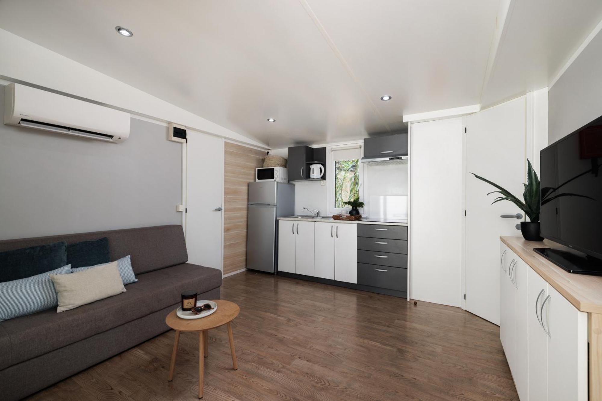 Two-Bedroom Mobile Home,1742881142:JPEG