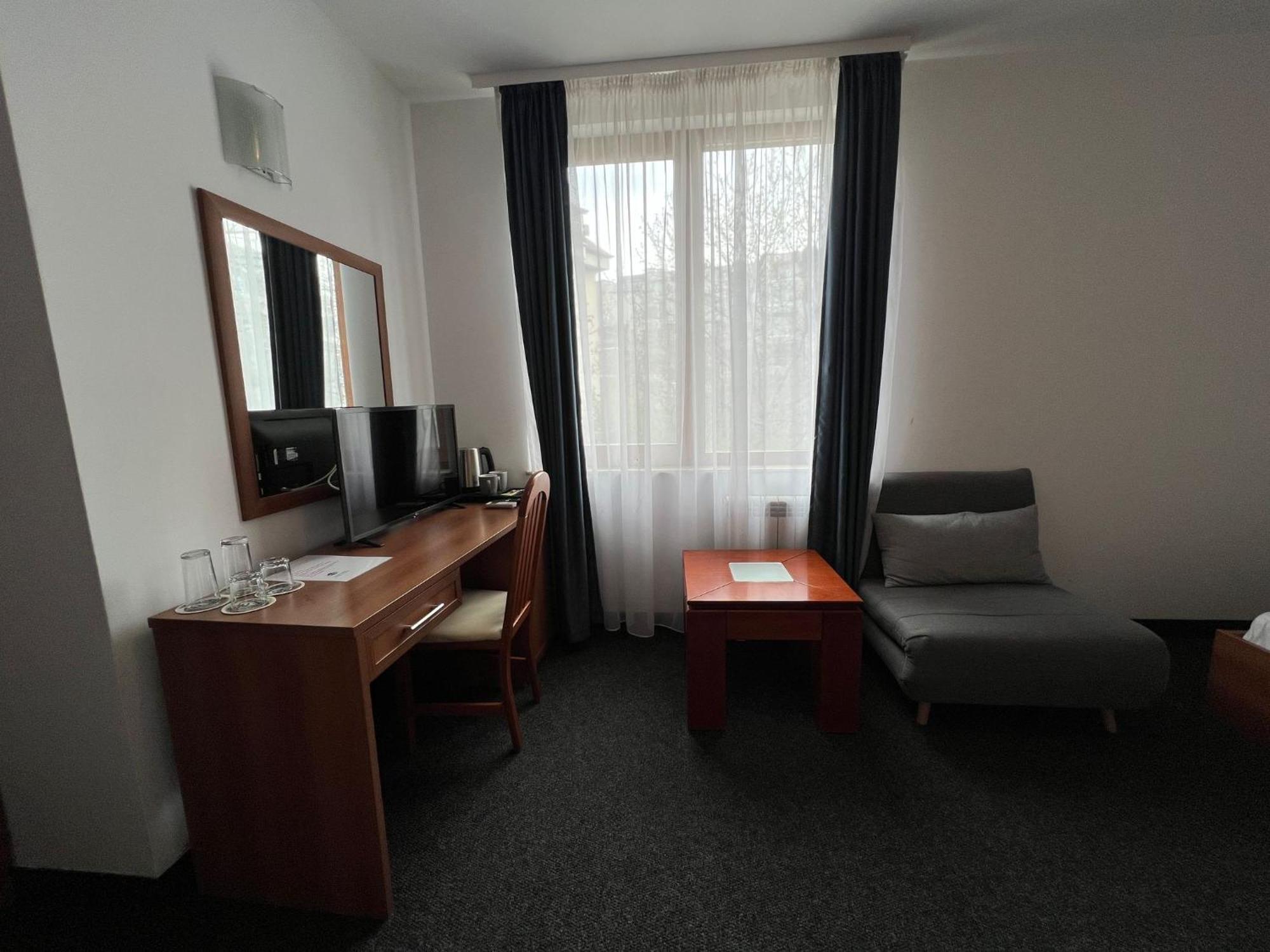 Superior Queen Room
