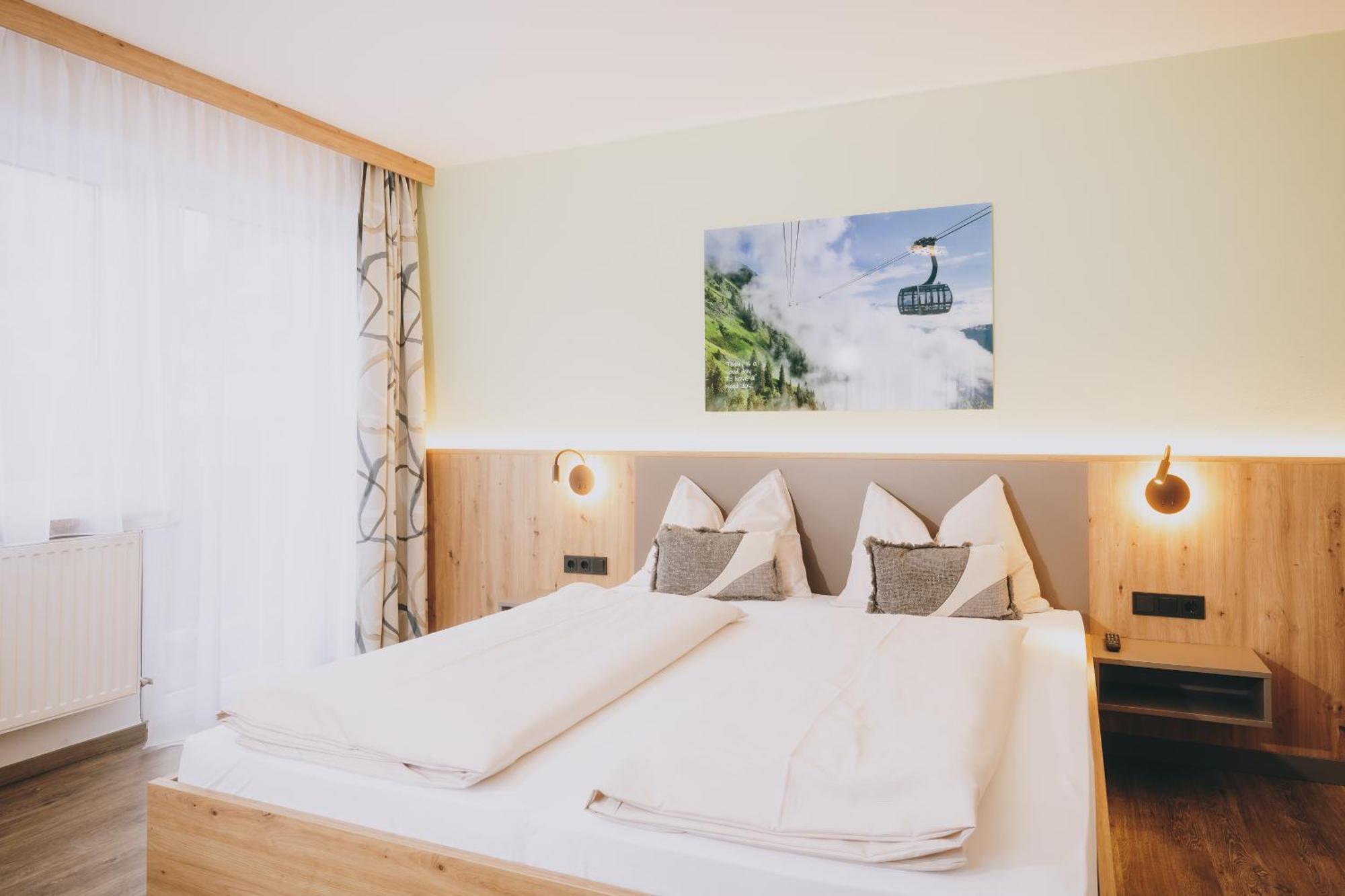 Triple Room with Balcony,1742895295:JPEG