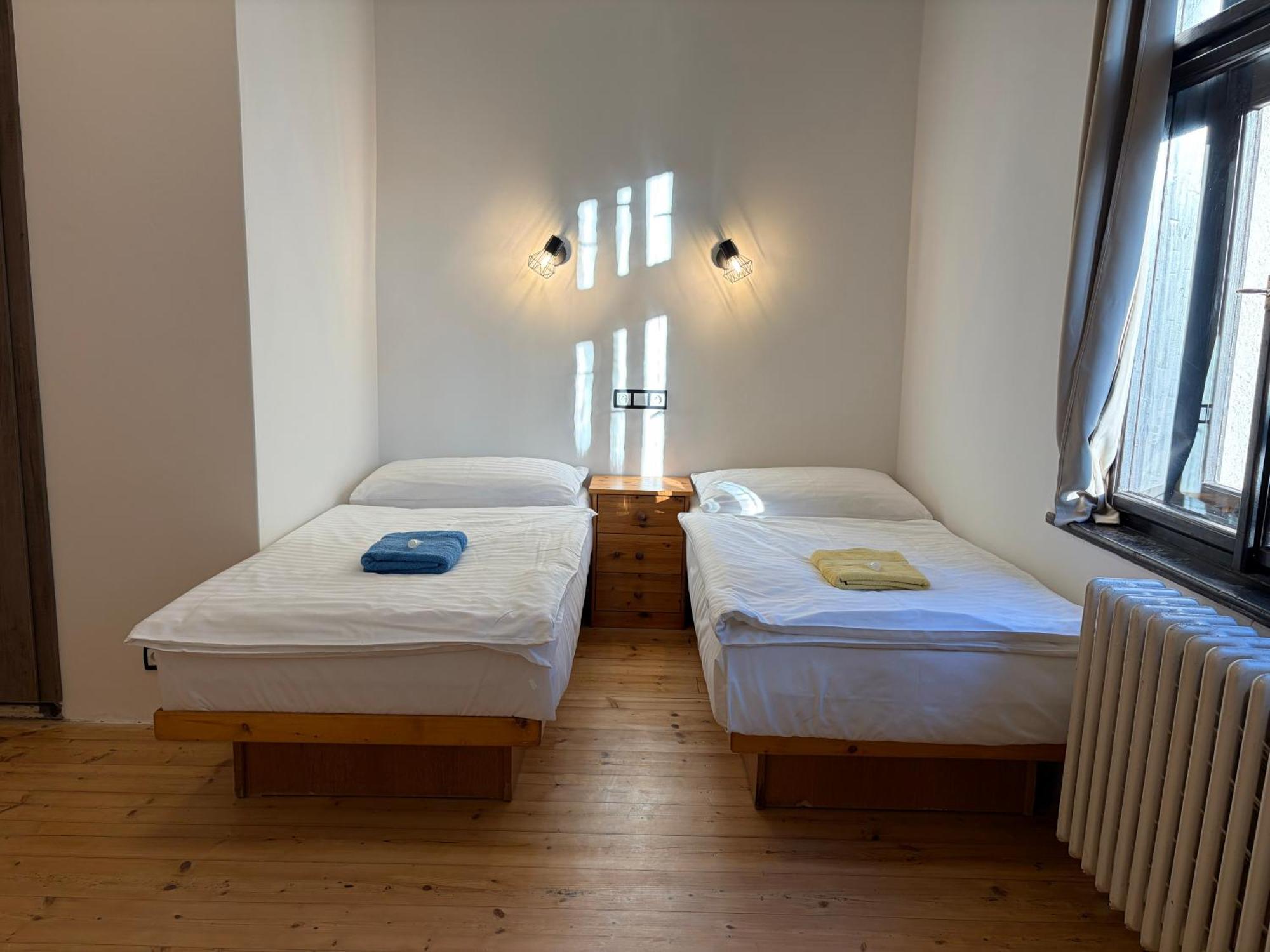 Triple Room Private Bathroom