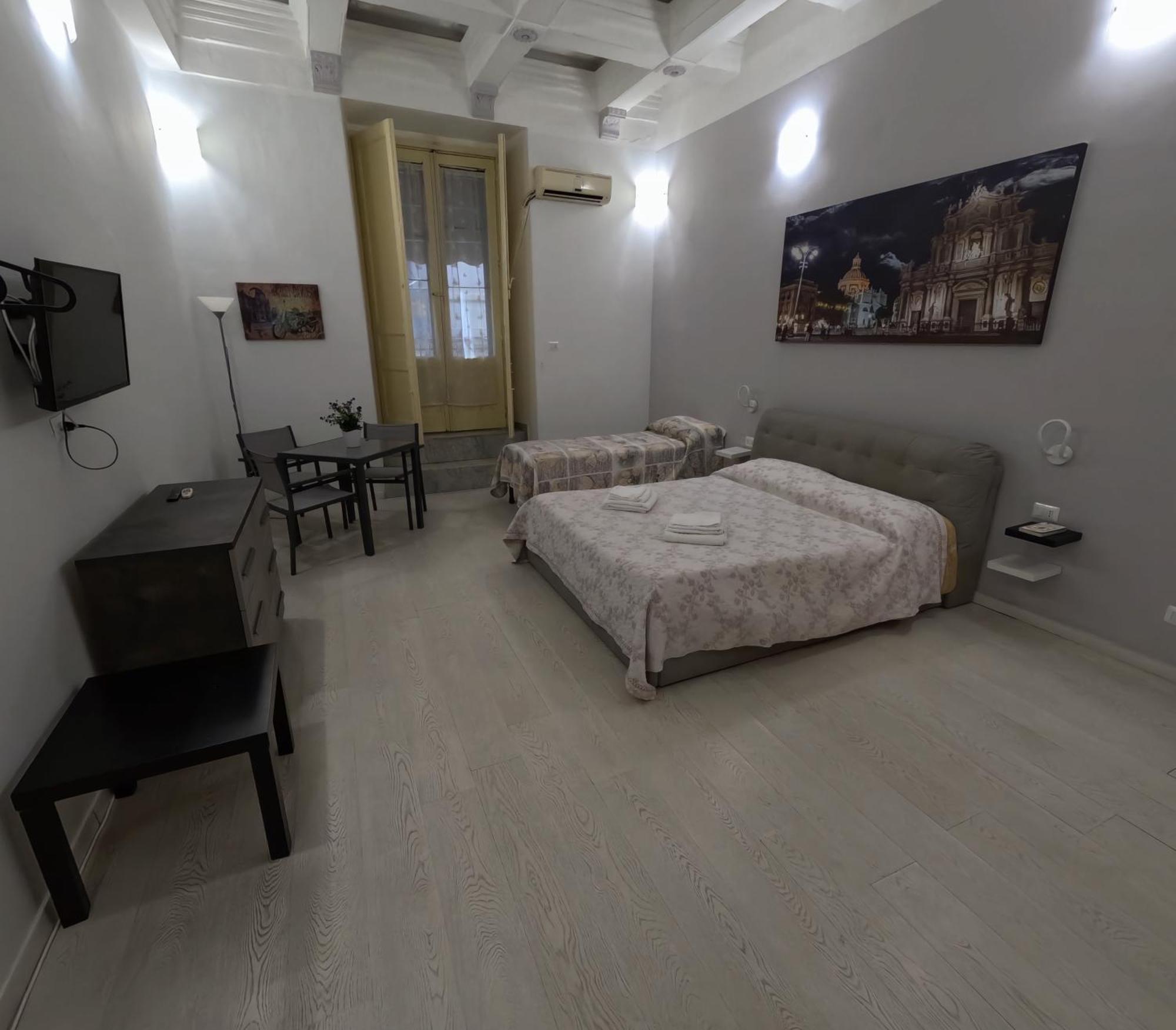 Deluxe Triple Room