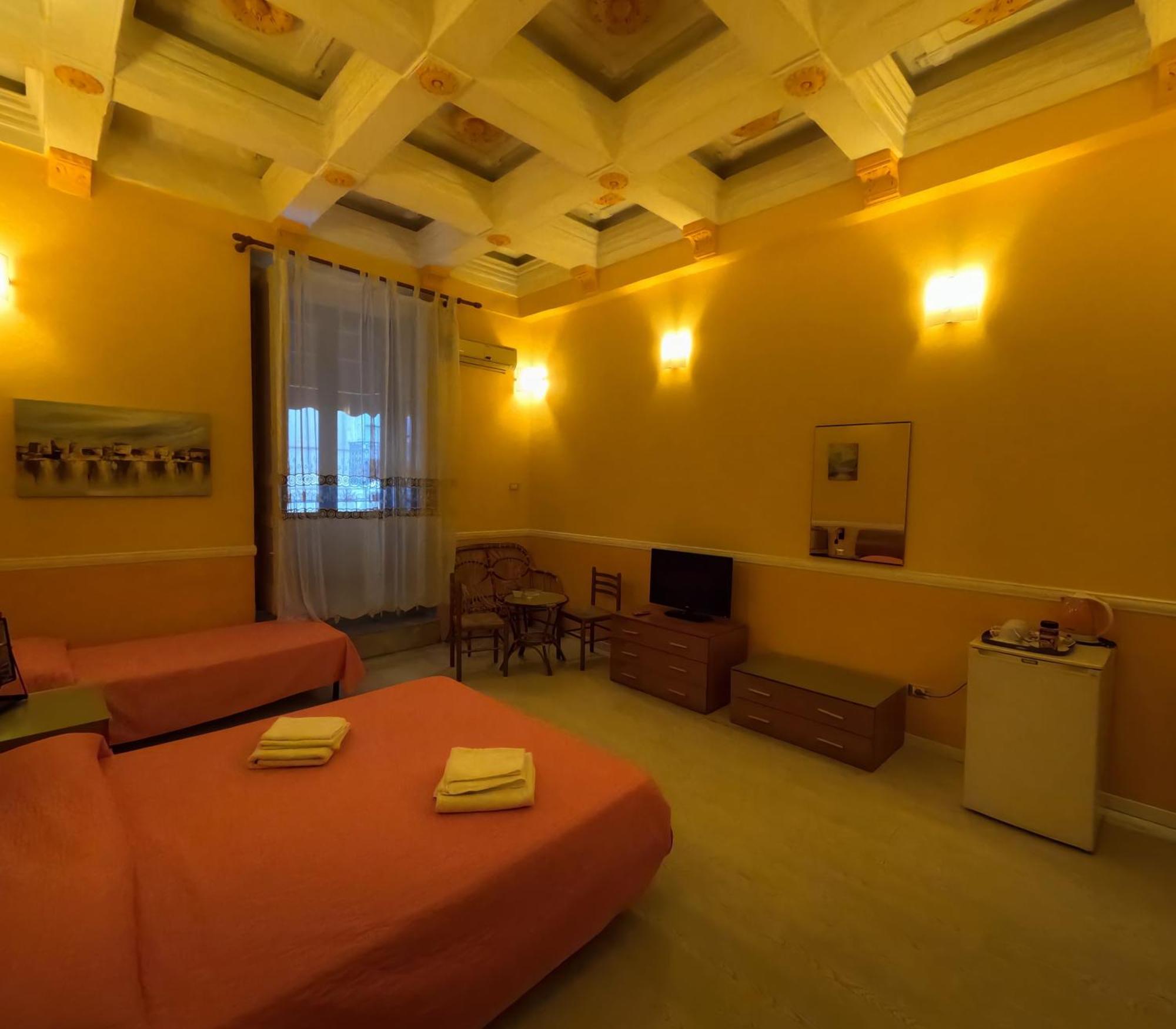 Deluxe Triple Room