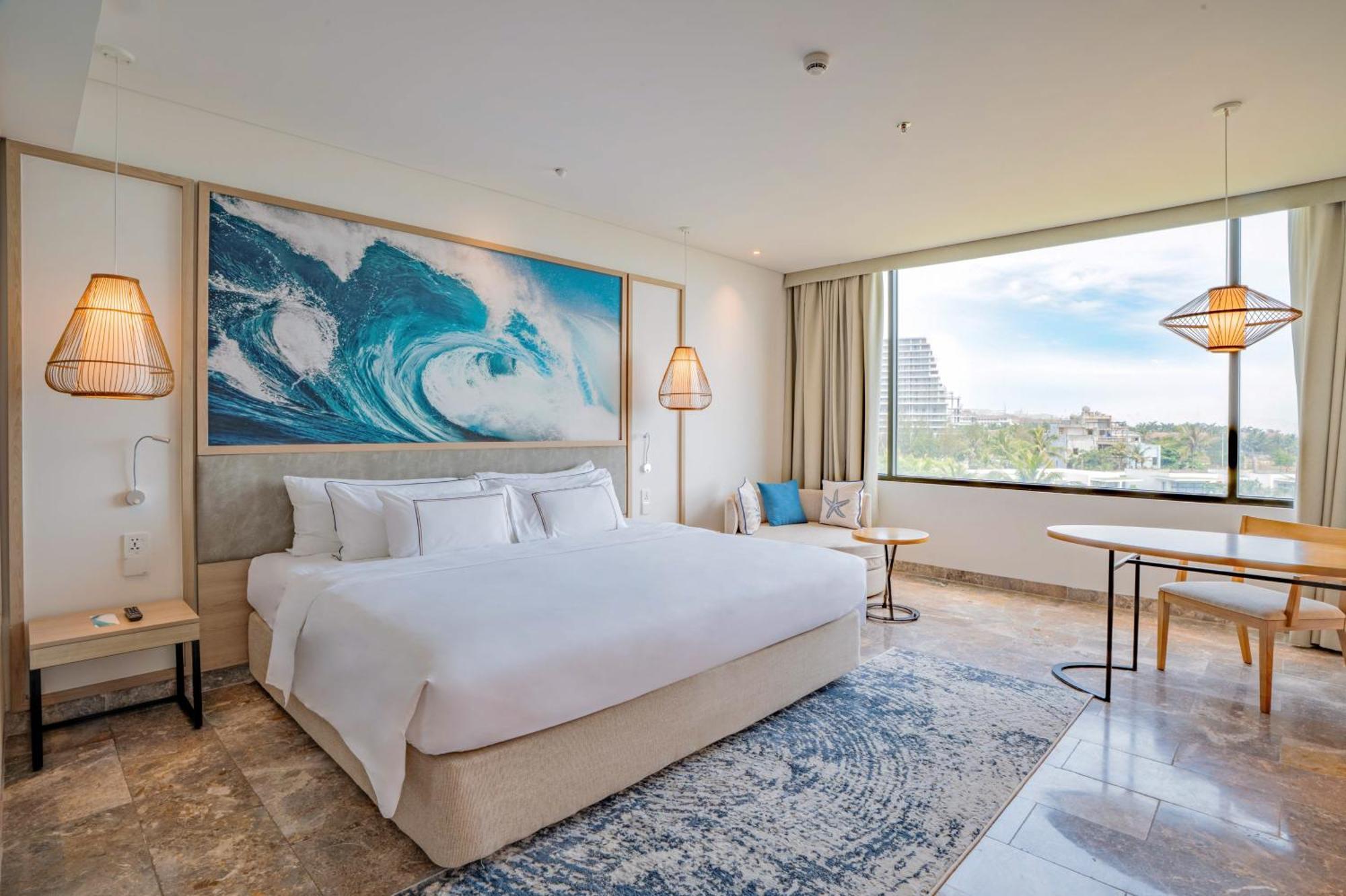 Deluxe Sea View Bathtub Daily Guest Activities