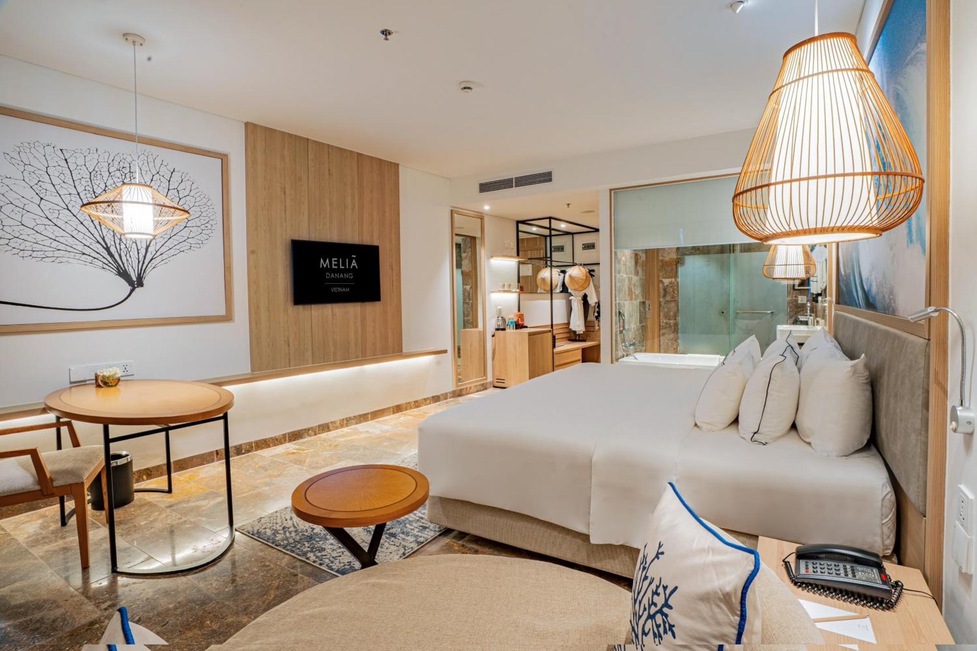 Deluxe Sea View Bathtub Daily Guest Activities