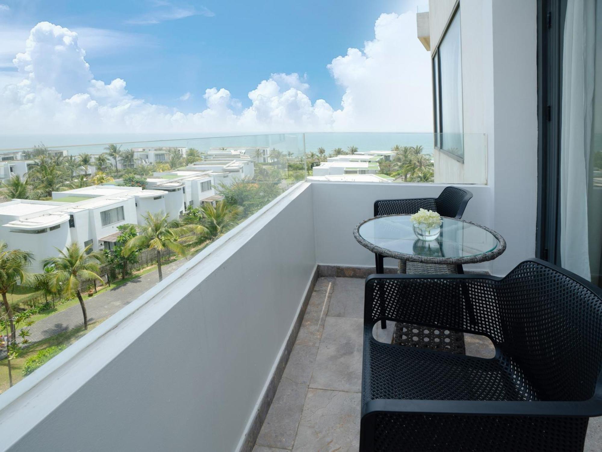 Premium Room Partial Sea View Daily Guest Activities