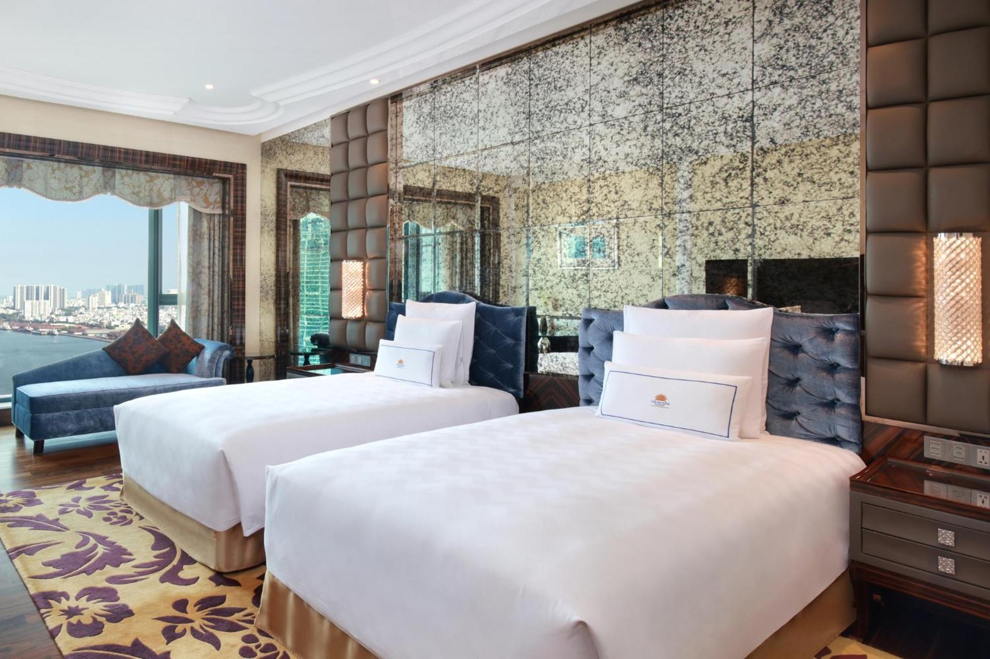 Deluxe Twin Room High Floor