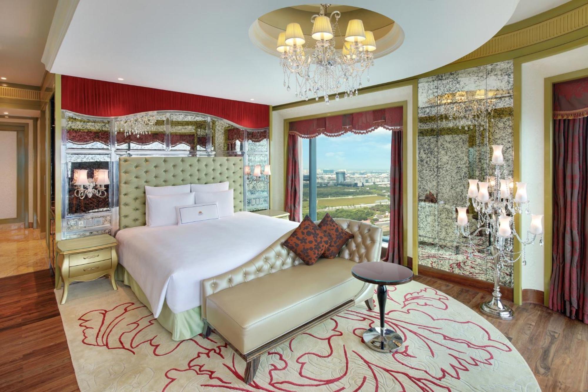 Panorama Deluxe Room High Floor Panoramic View