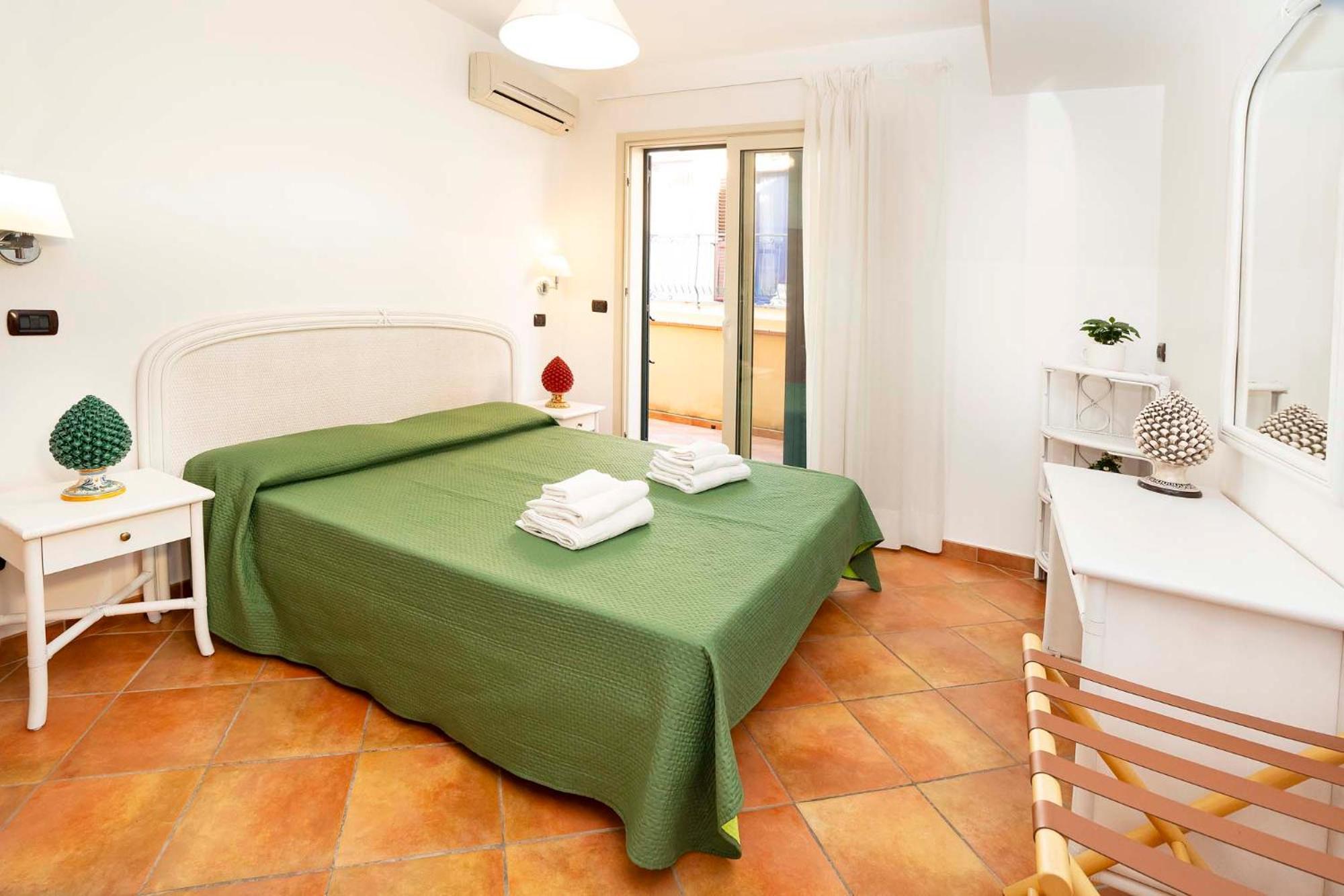 One-Bedroom Standard Apartment