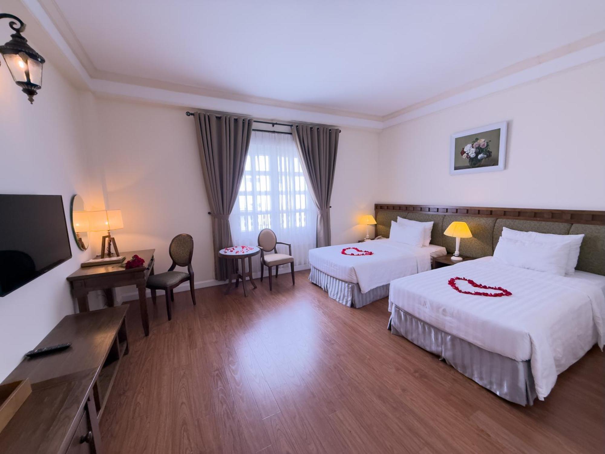 Superior Twin Room