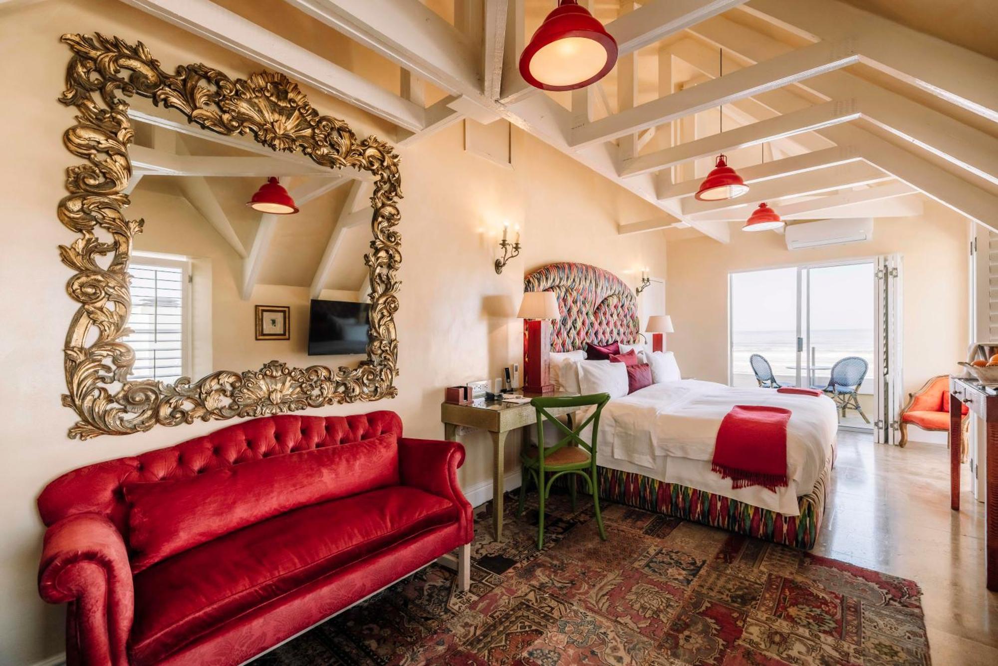 Deluxe Superior Room