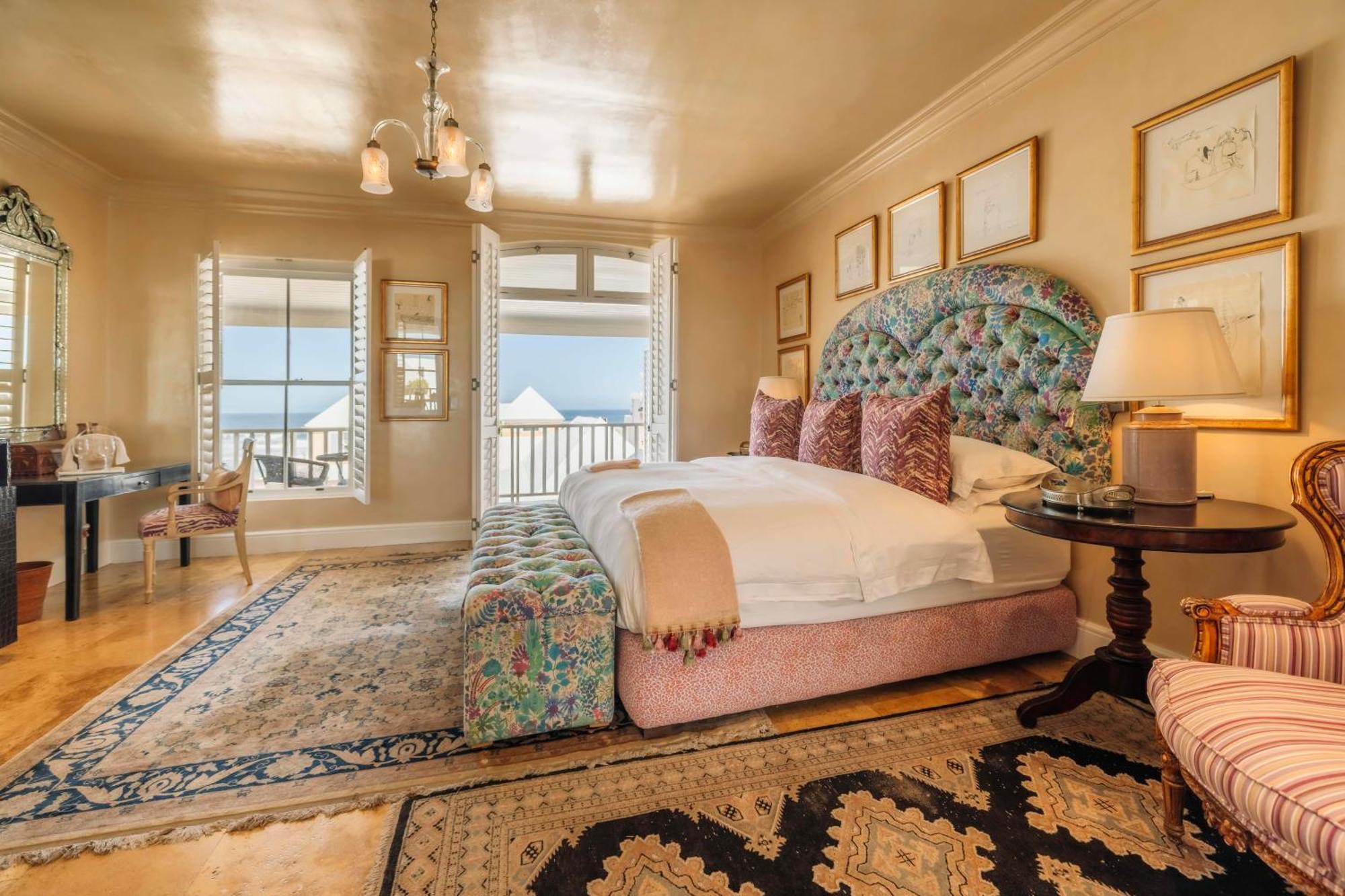 Luxury Room