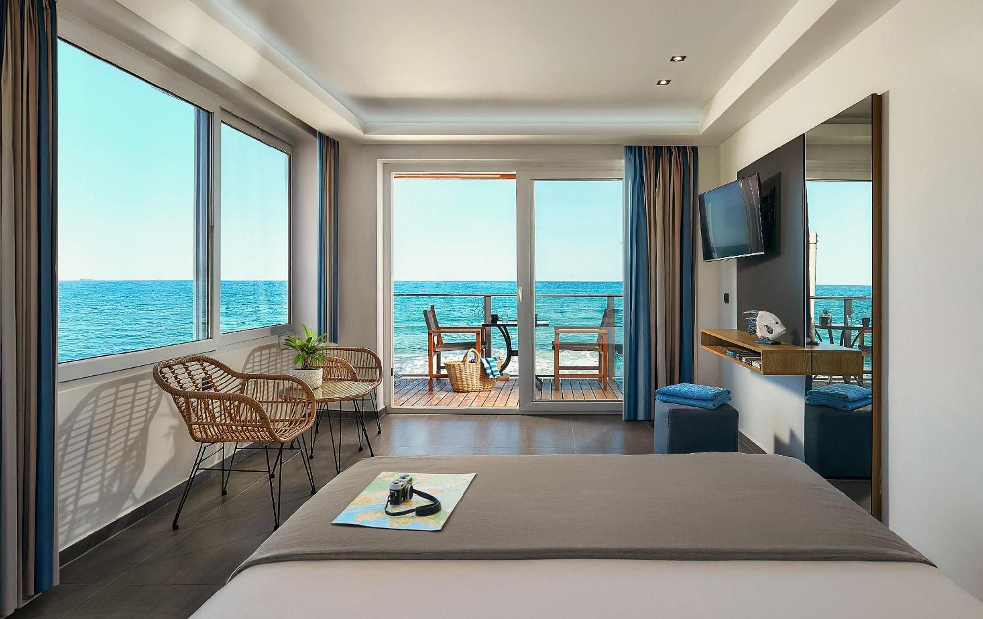 Junior Suite Sea Front
