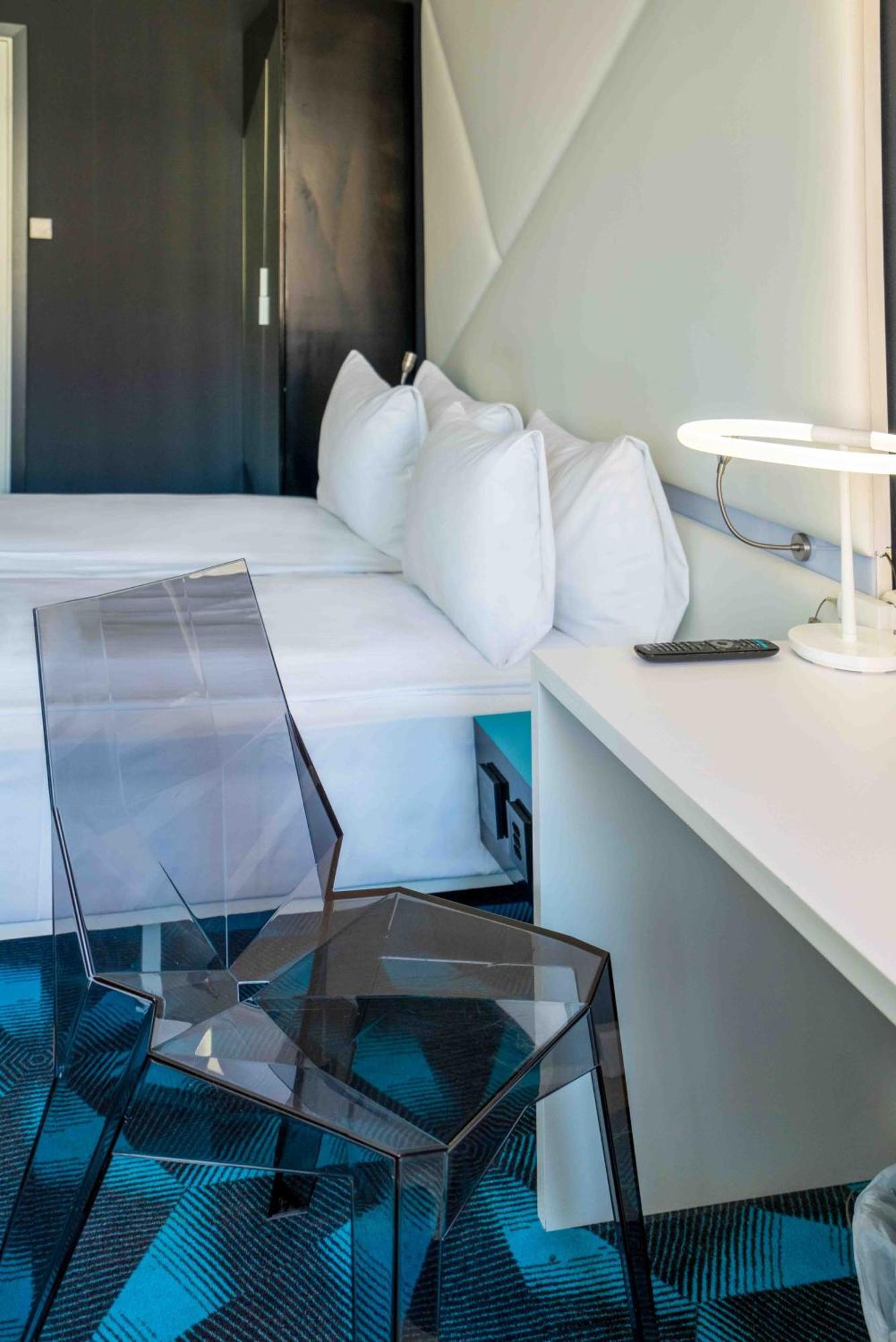 Design Superior Room