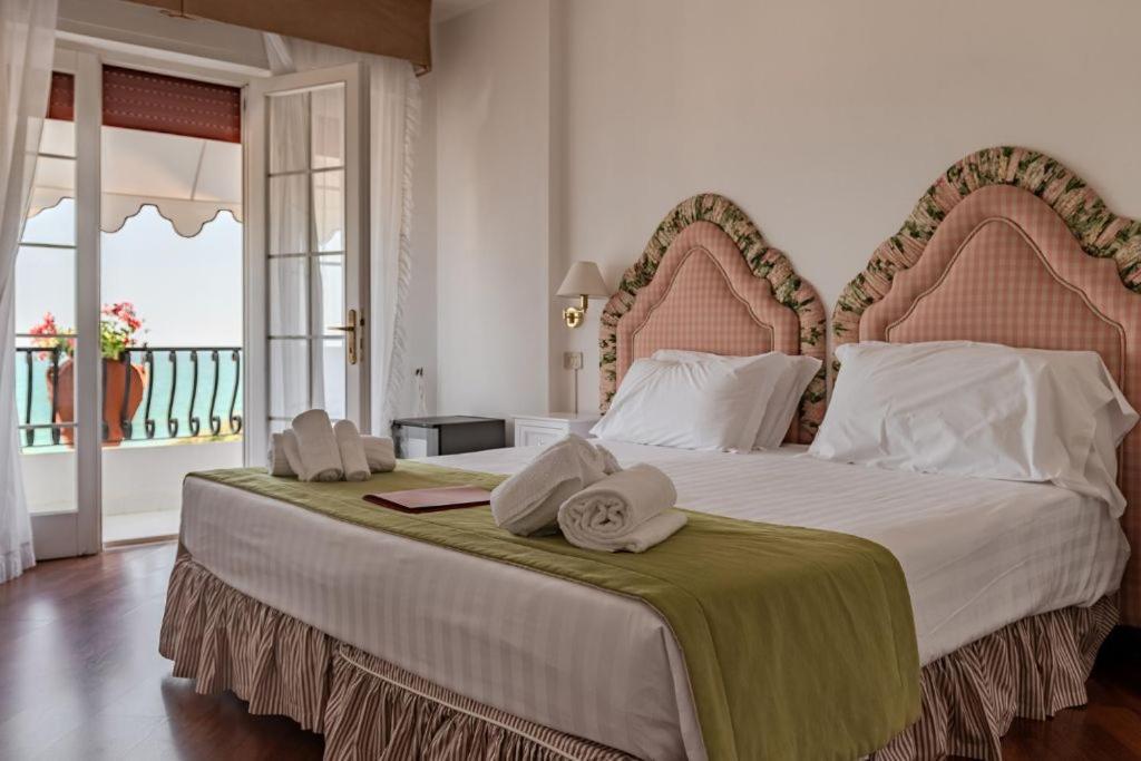 Standard Double or Twin Room Sea View