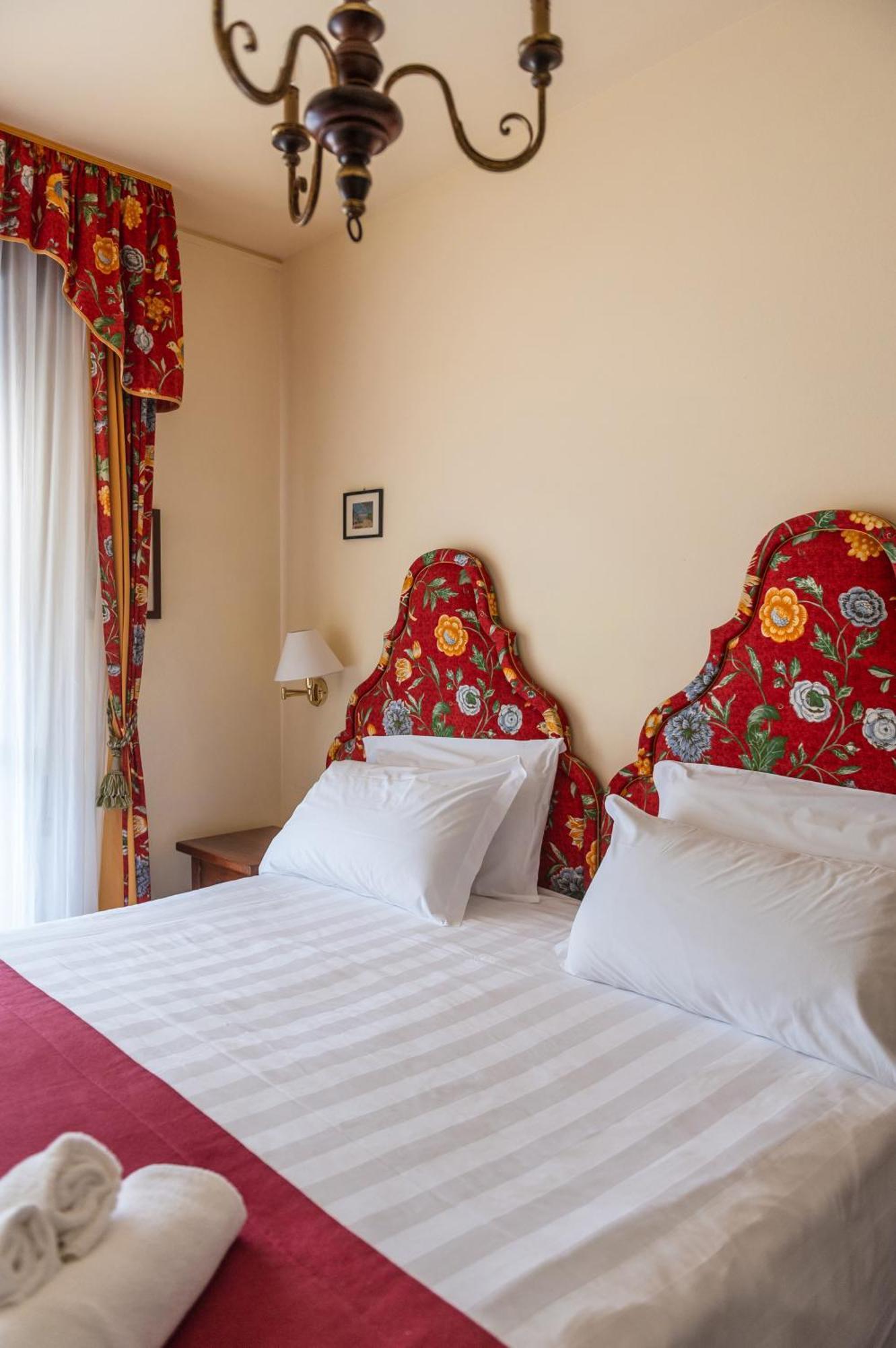 Standard Double or Twin Room Balcony
