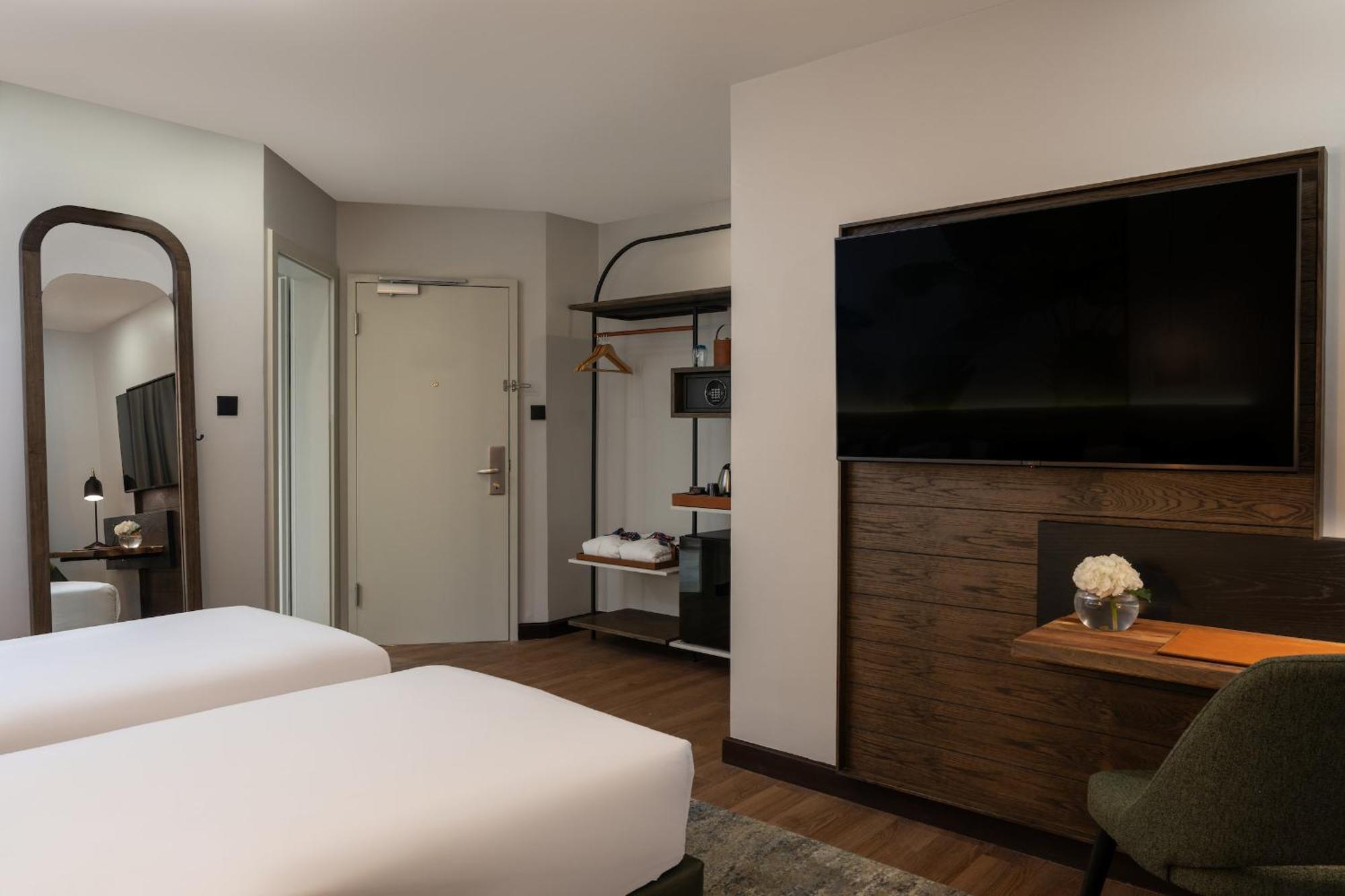 Premium Twin Room