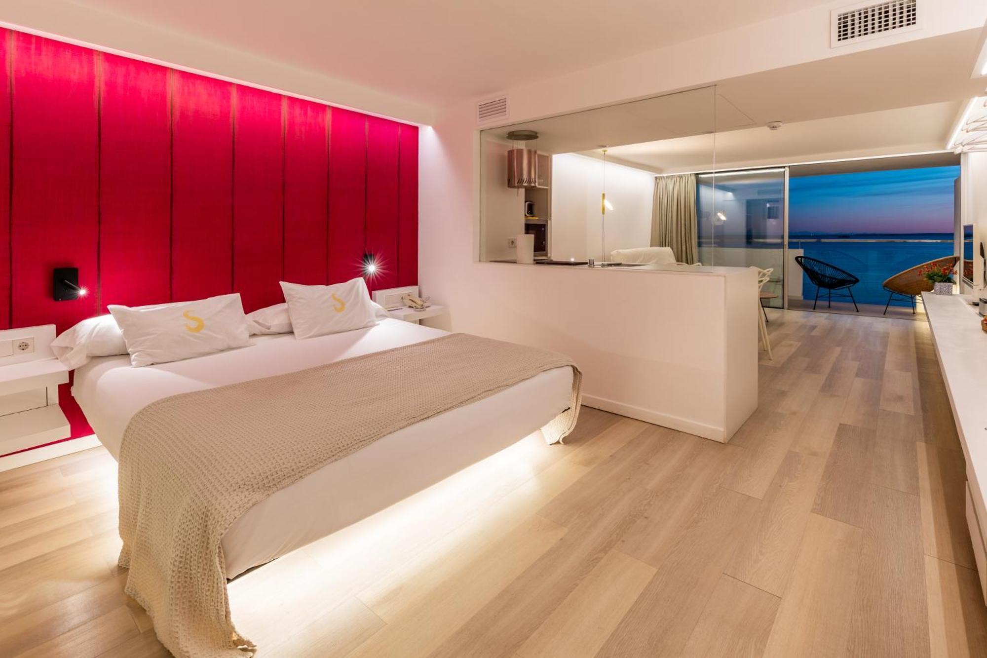 Studio Apartment Sea View Higher Floors