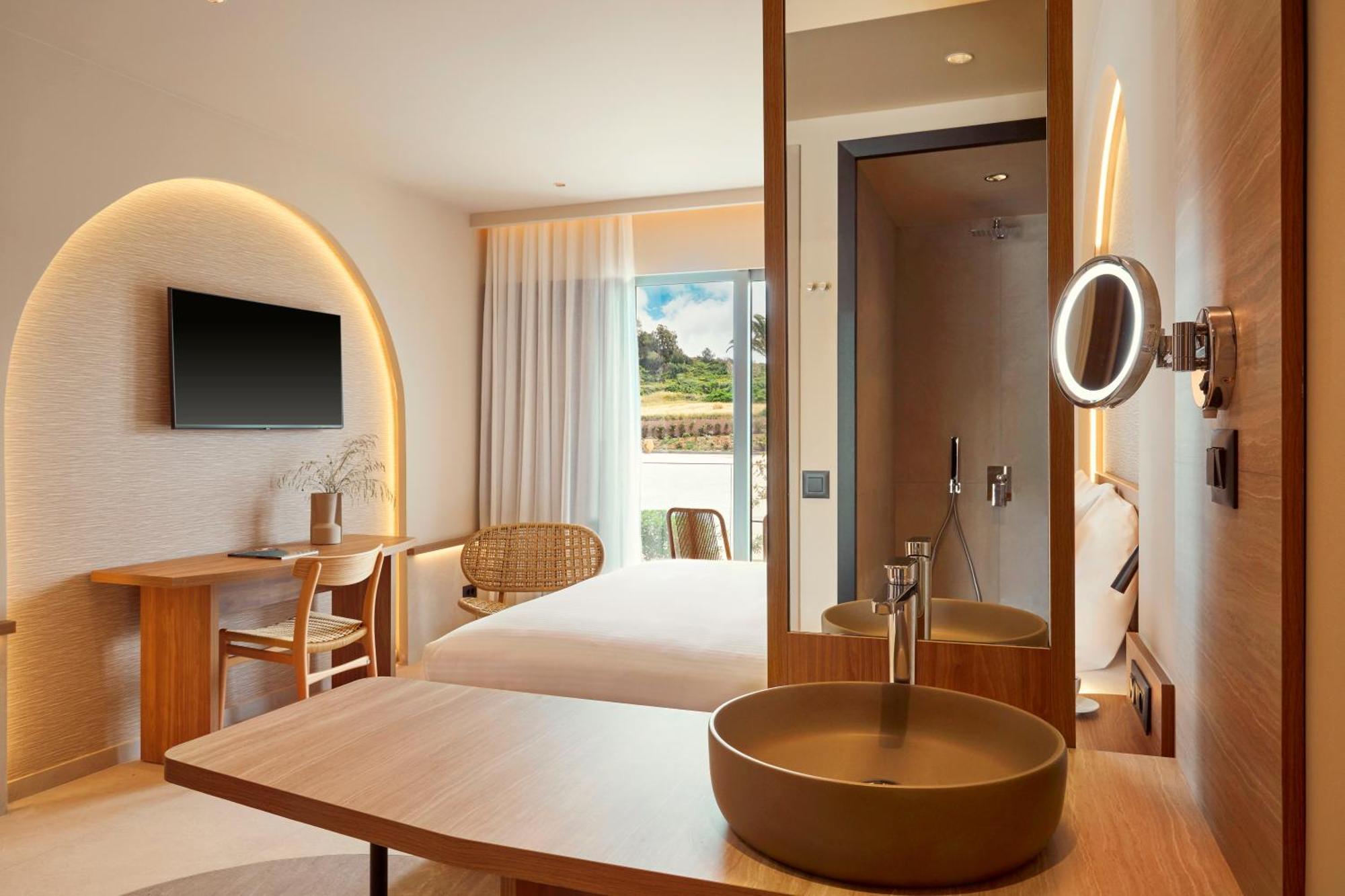 Deluxe Room Garden View