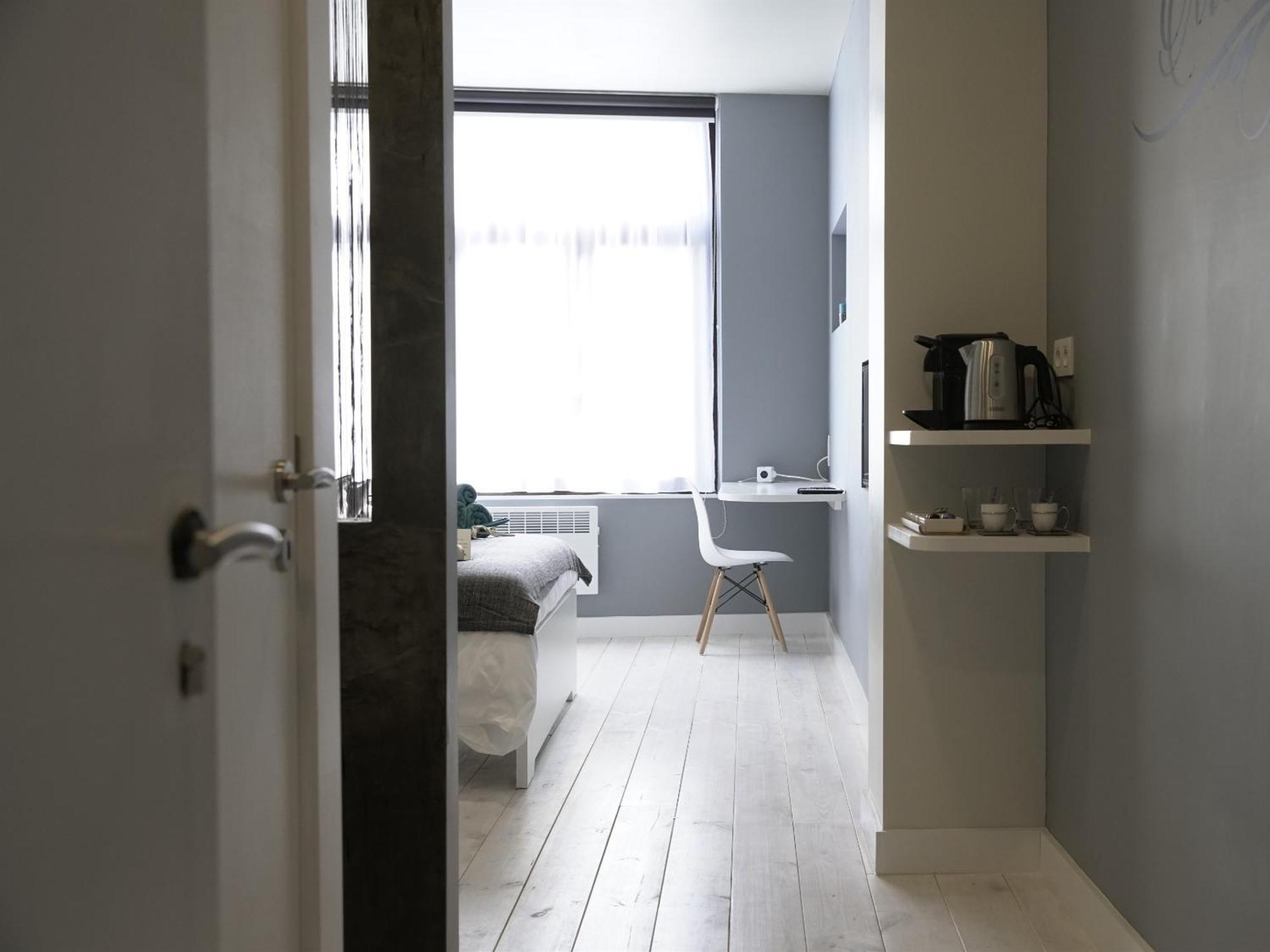 Double Room Private Bathroom