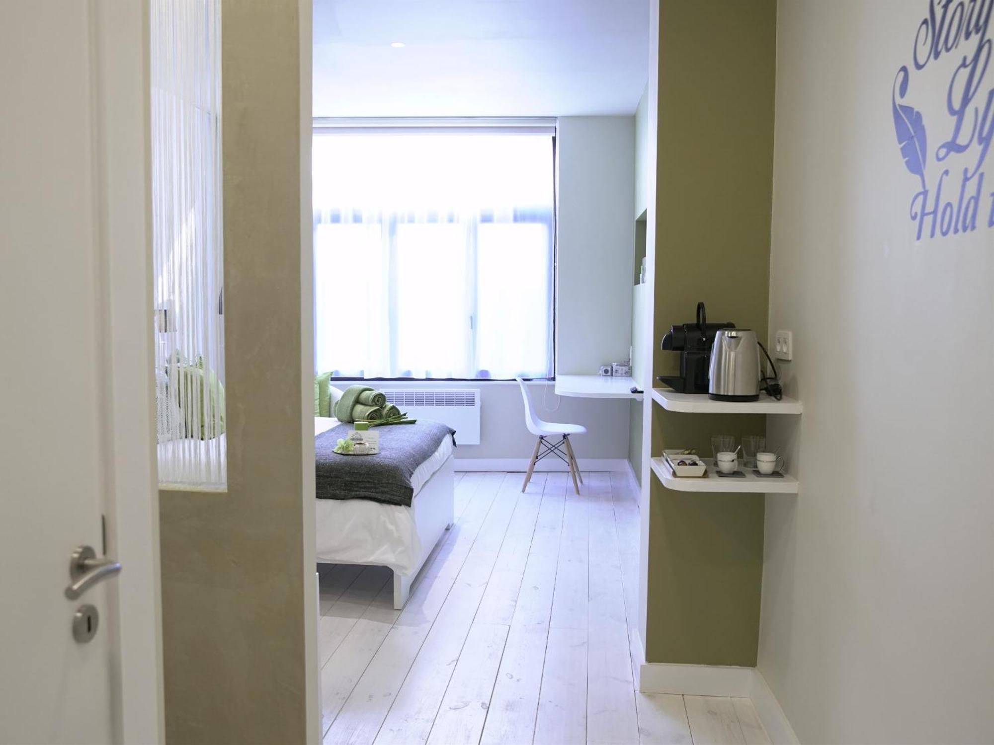Double Room Private Bathroom