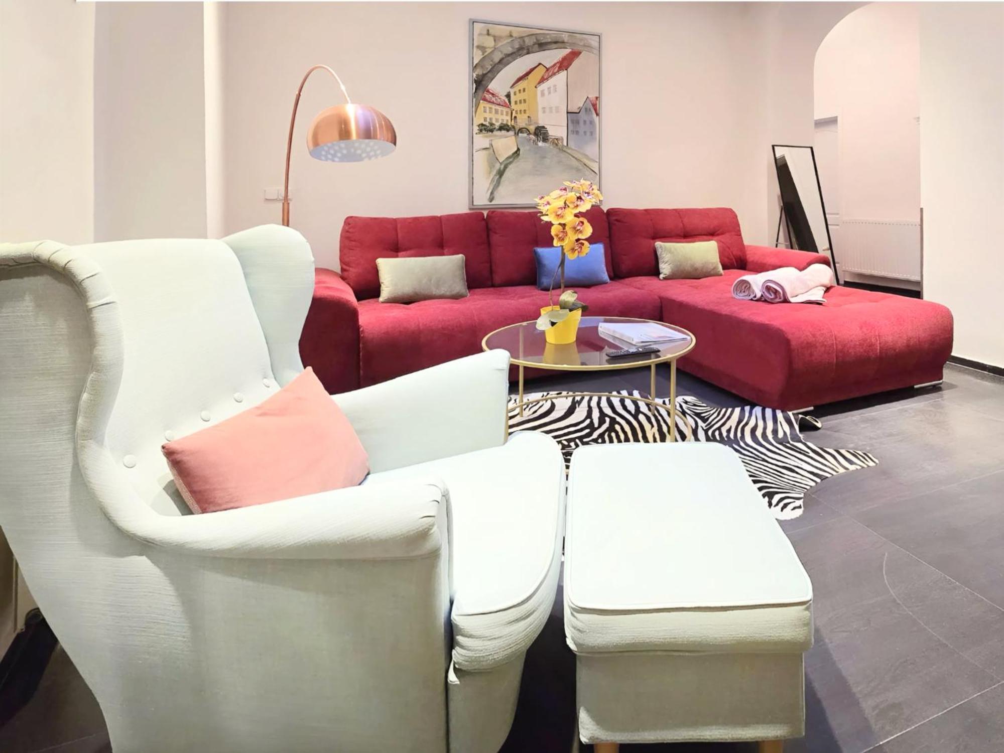 Two-Bedroom Apartment Terrace Charles Bridge View