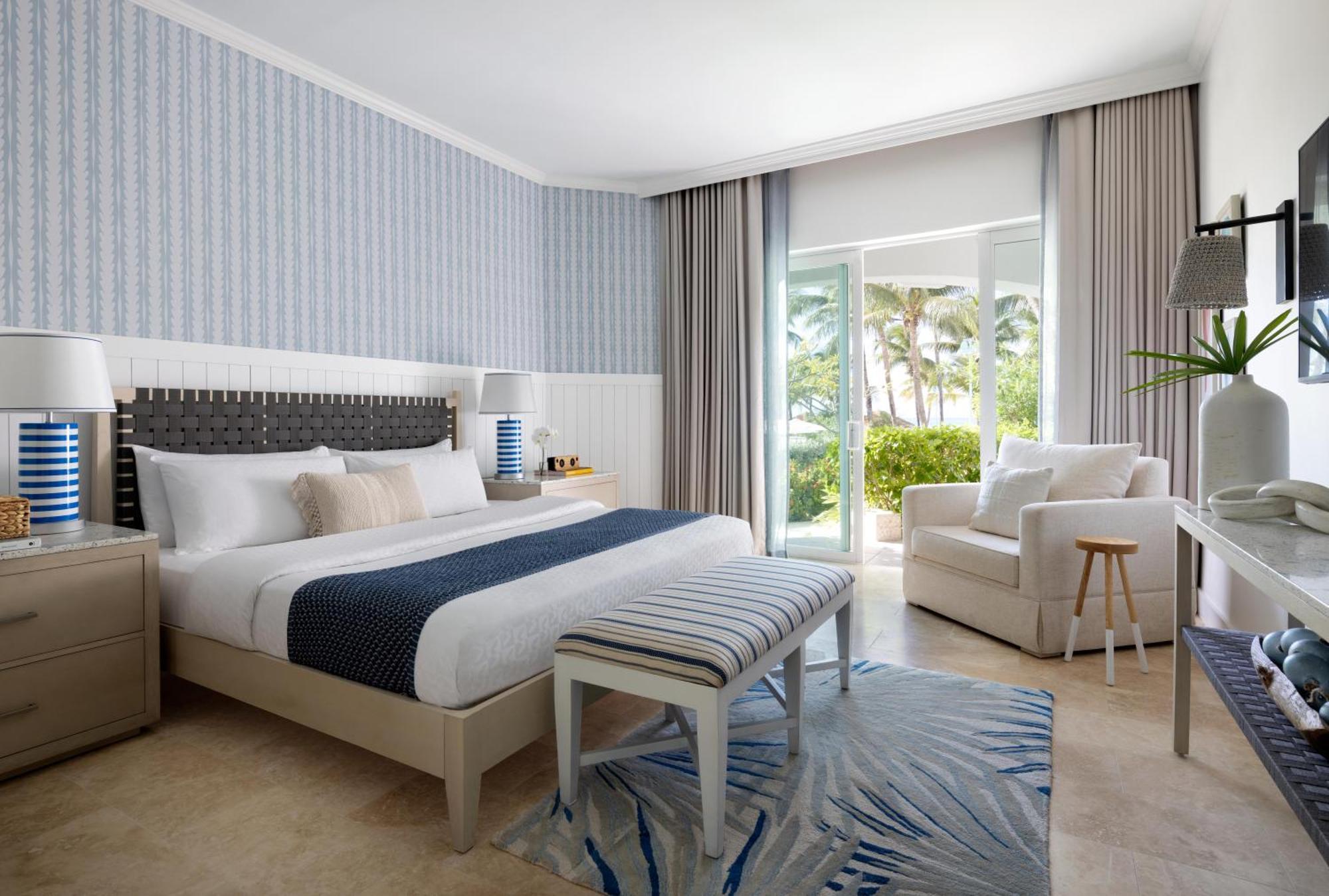Quarto East Bay Walkout - Lado Piscina - Piso Clube