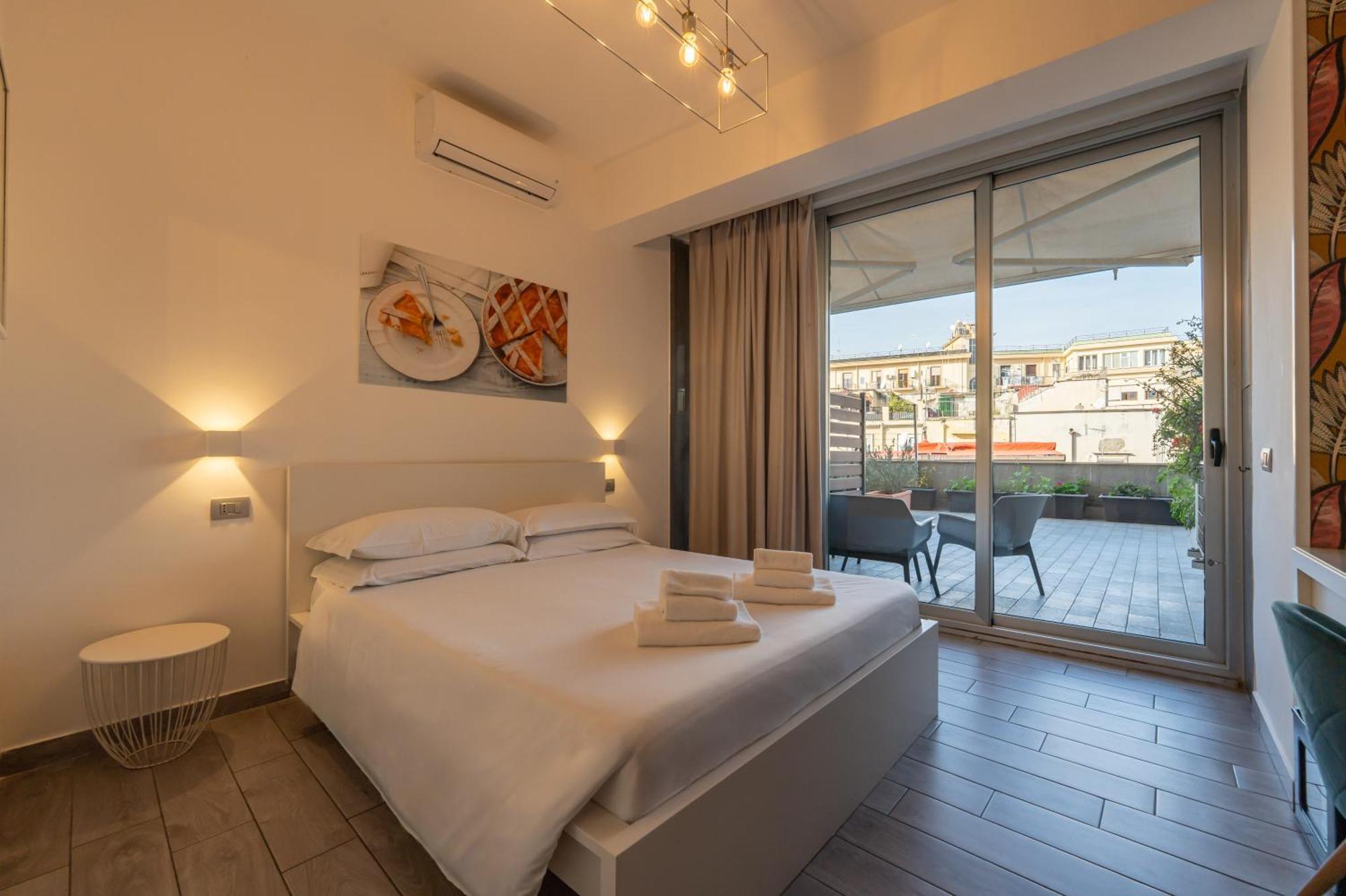 Superior Double Room Terrace City View