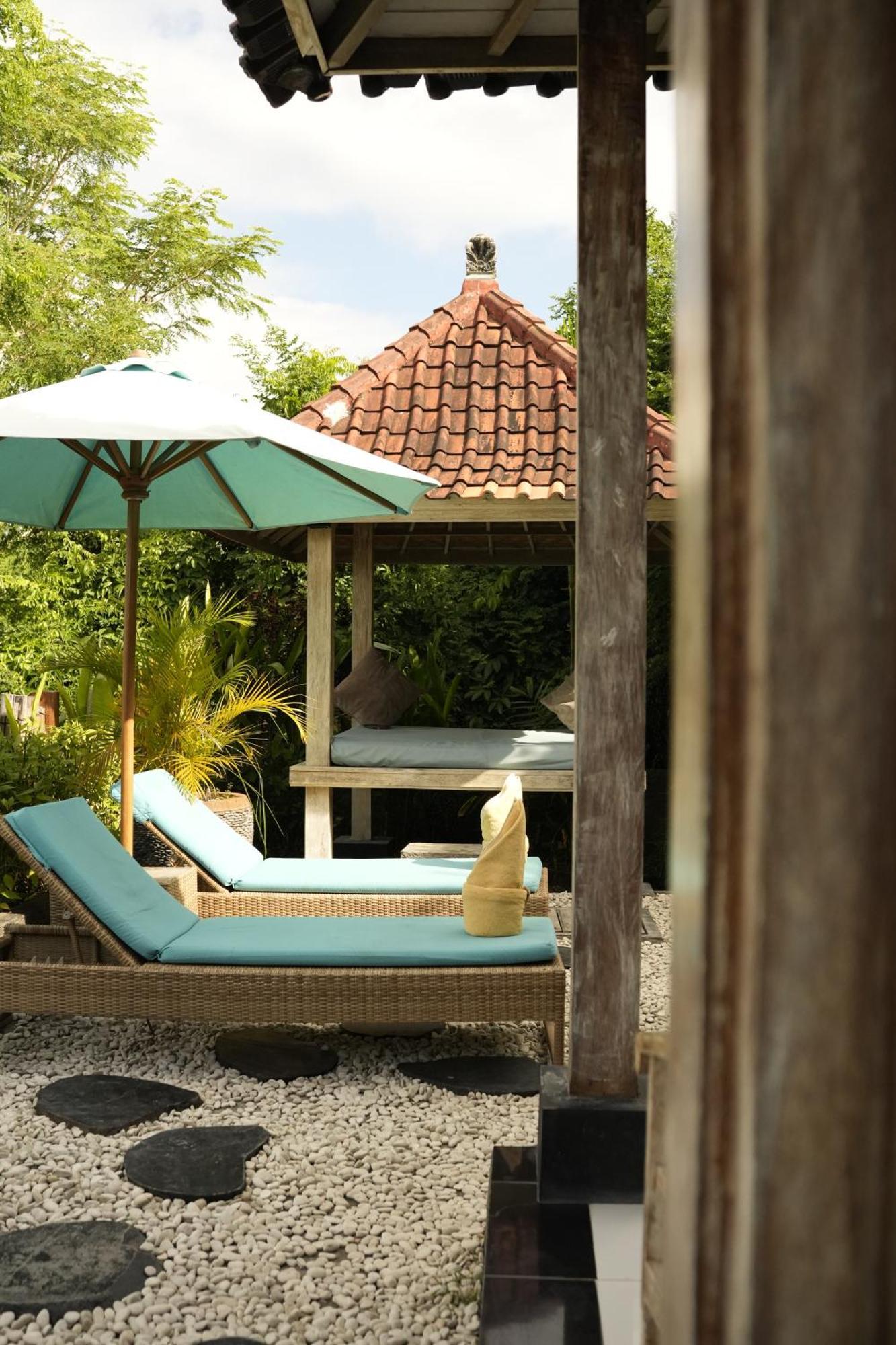 Classic Pool Villa