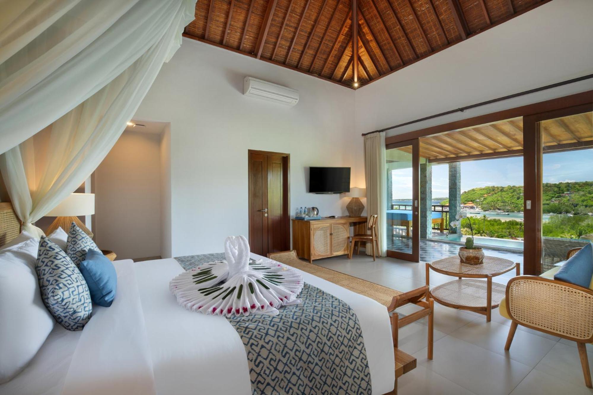 Rooftop Pool Villa