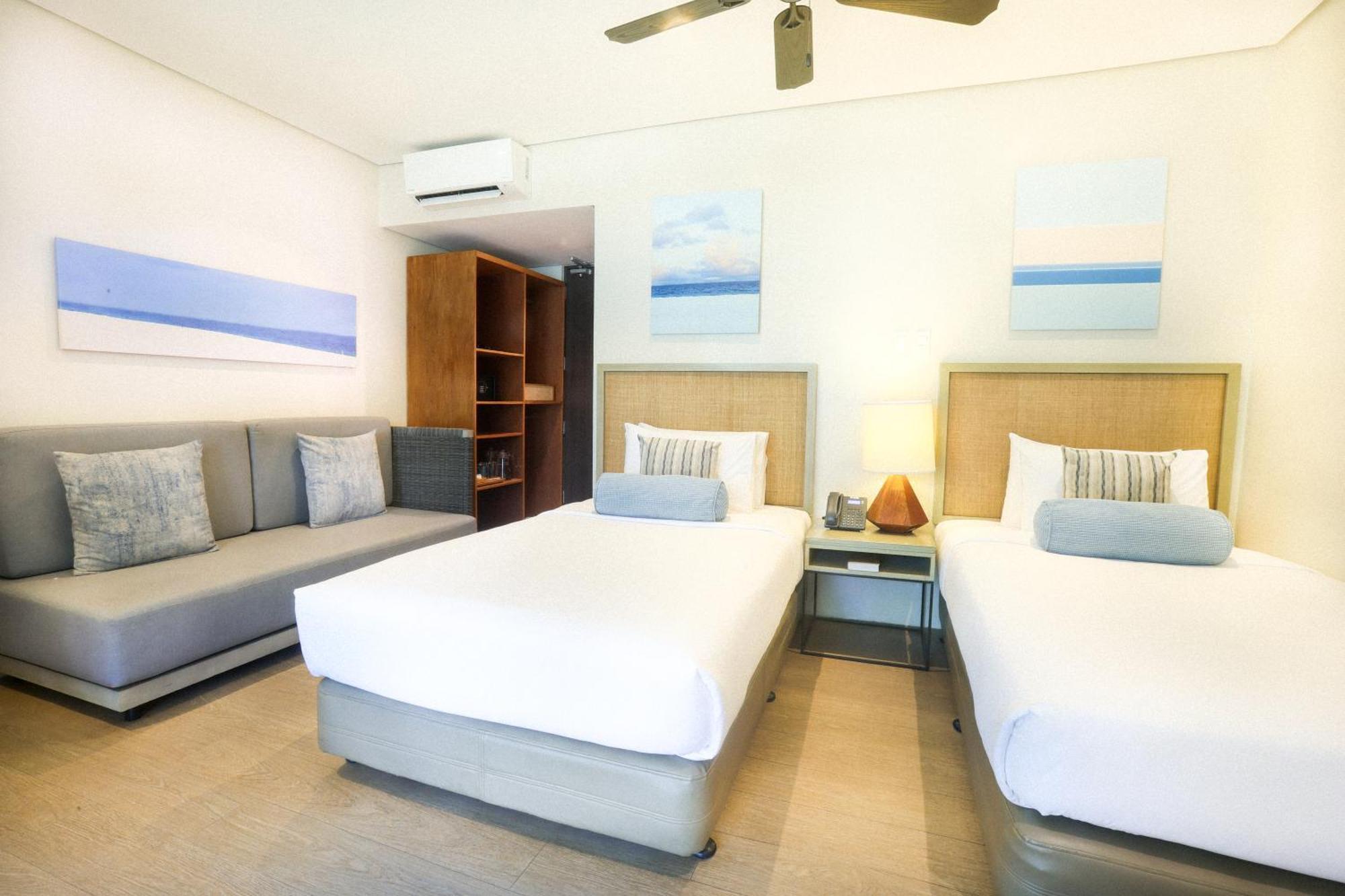 2 Single Beds Standard Room