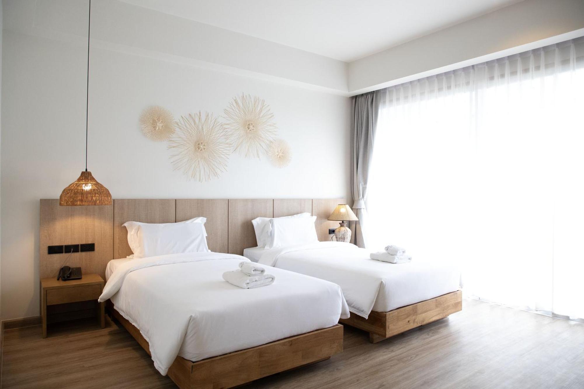 Leela Signature Room