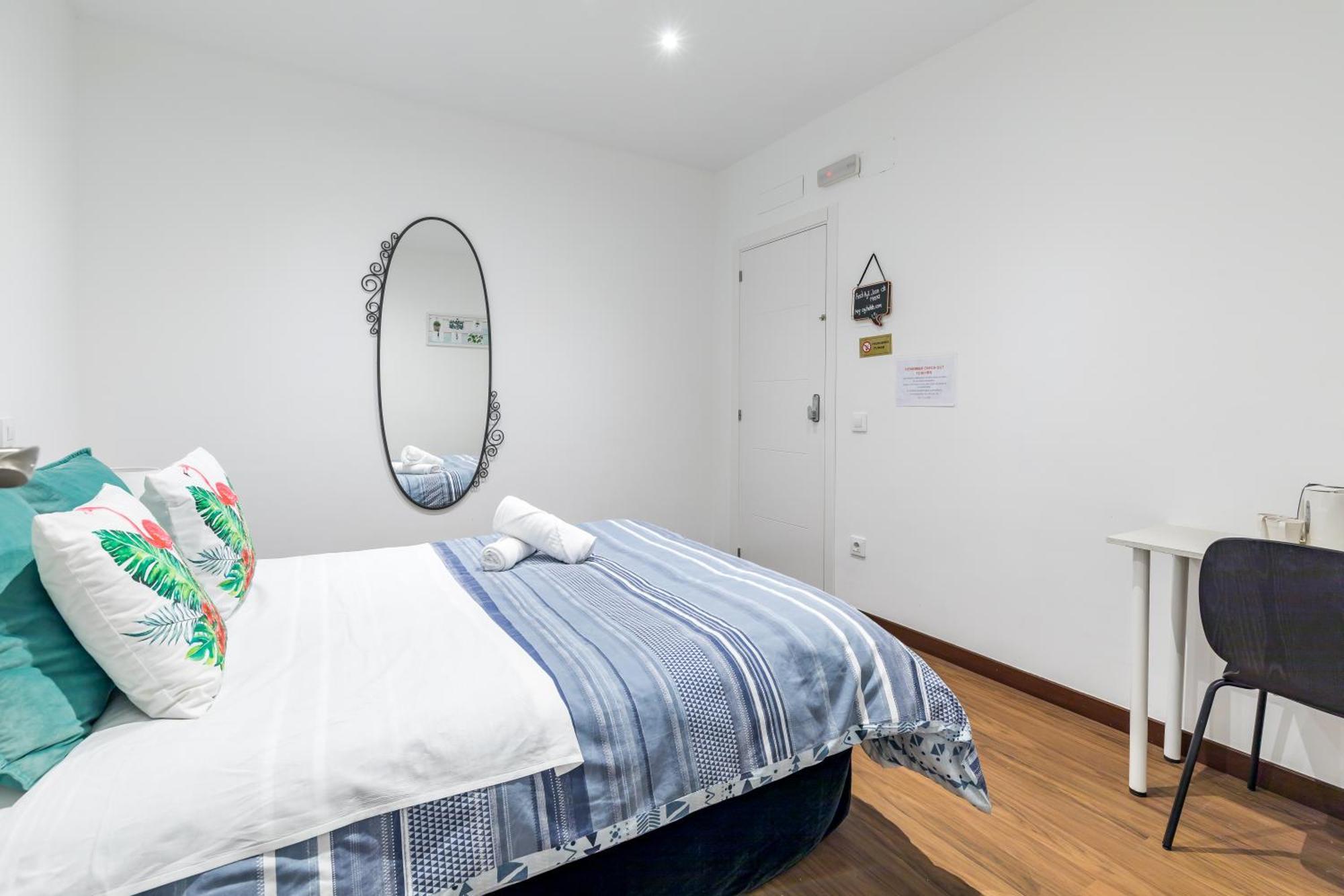 Deluxe Quadruple Room Private Bathroom