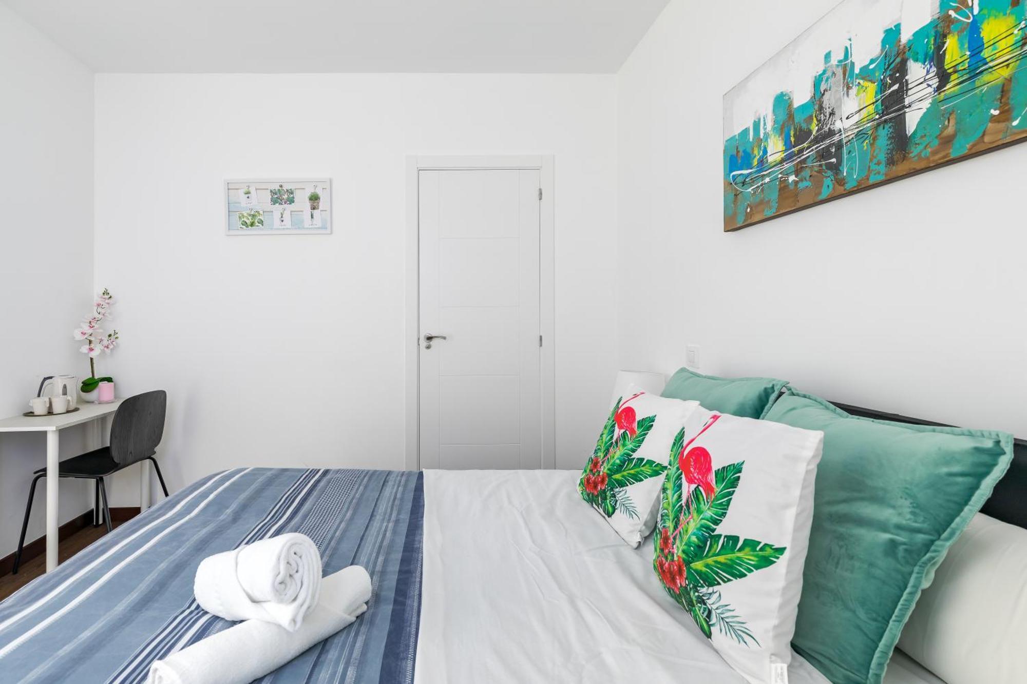 Deluxe Quadruple Room Private Bathroom
