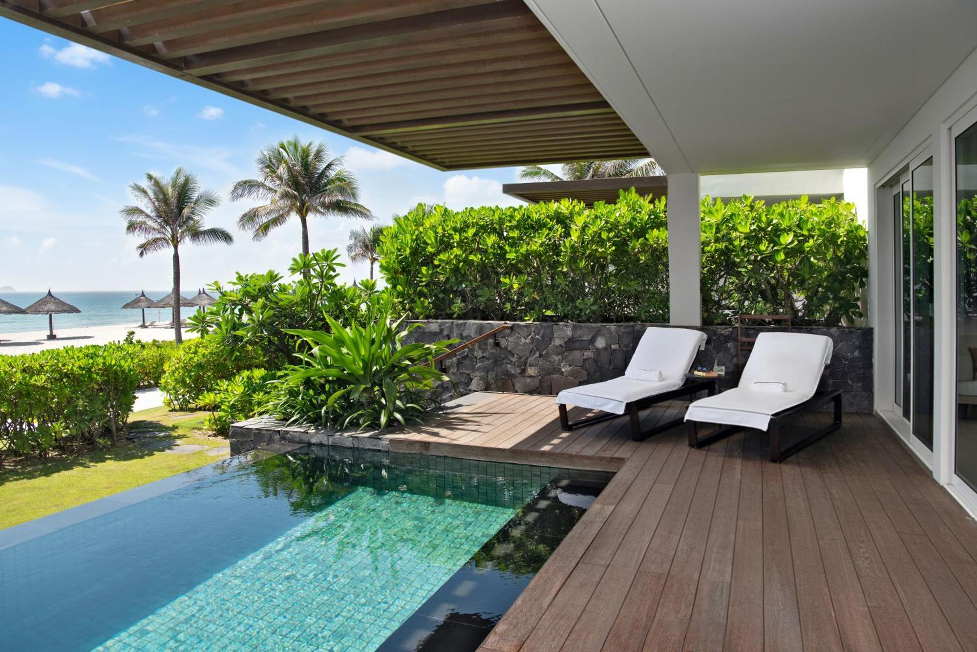 2 Bedroom Suite Pavilion Private Pool Beach Front King Beds