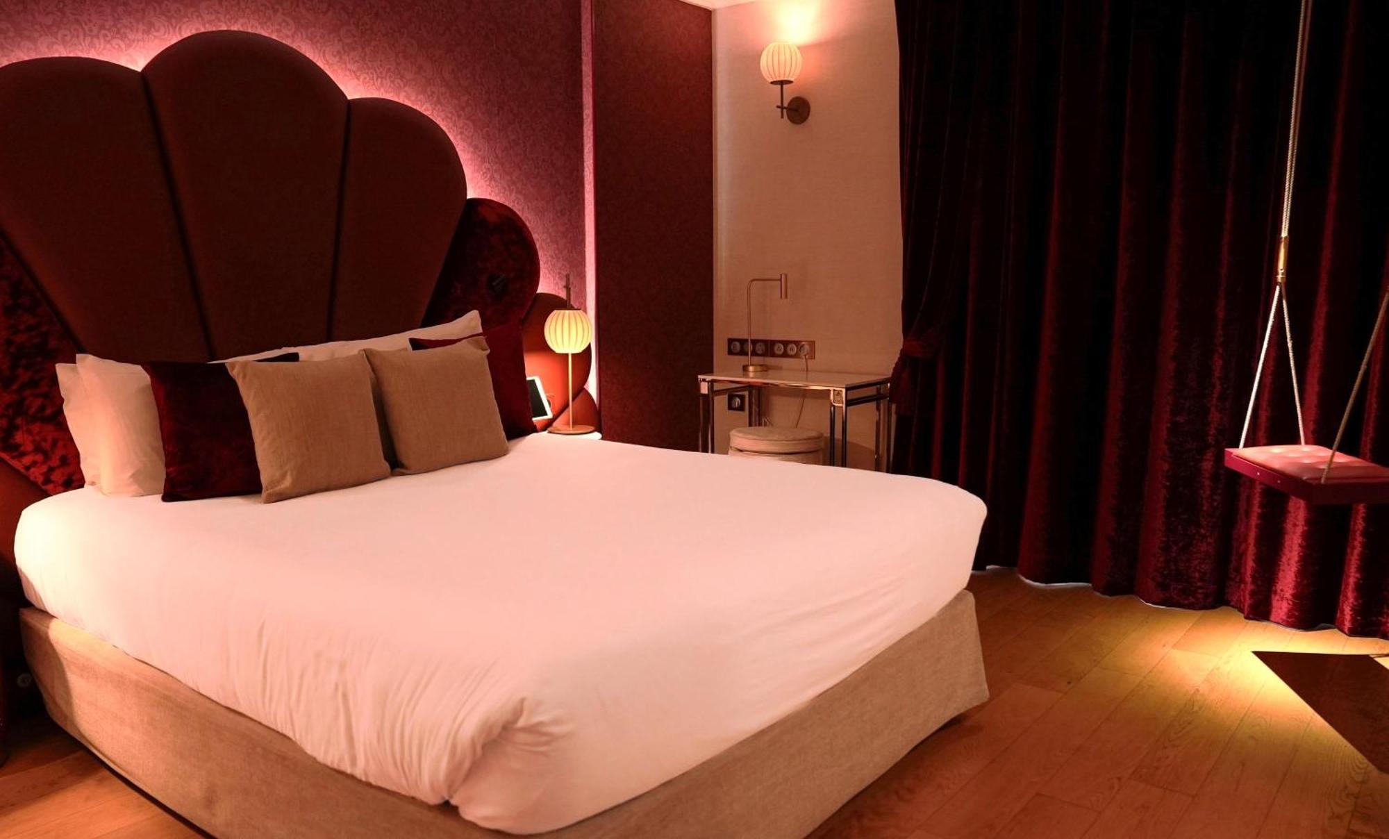 Executive Passion Room - With Shower,1743417519:JPEG