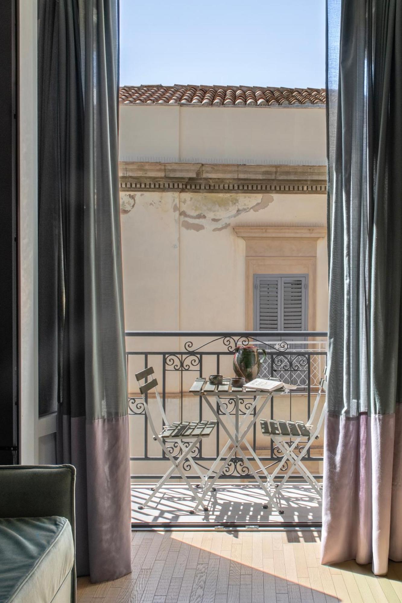 Deluxe Double Room Balcony