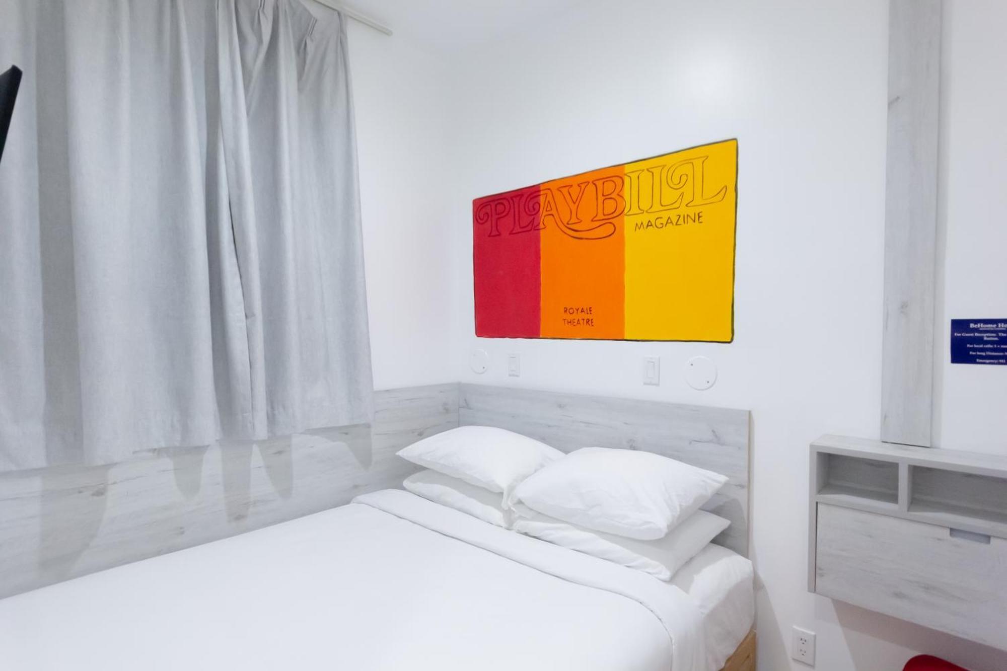 Standard Queen Room