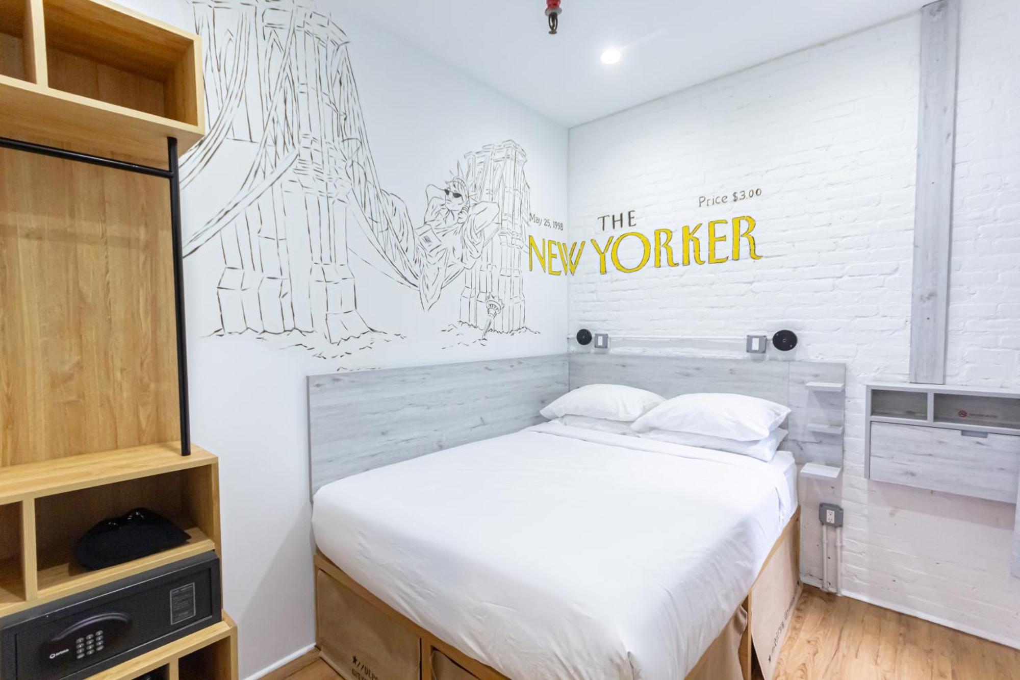 Deluxe Queen Room
