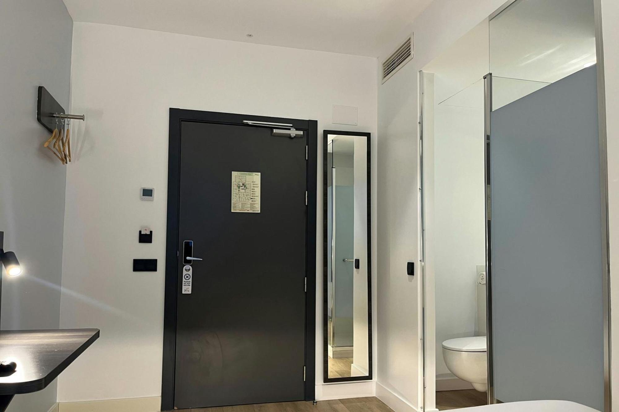 Efficient Single Room One Double Bed