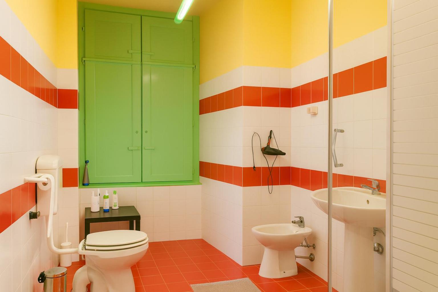Double or Twin Room Private Bathroom
