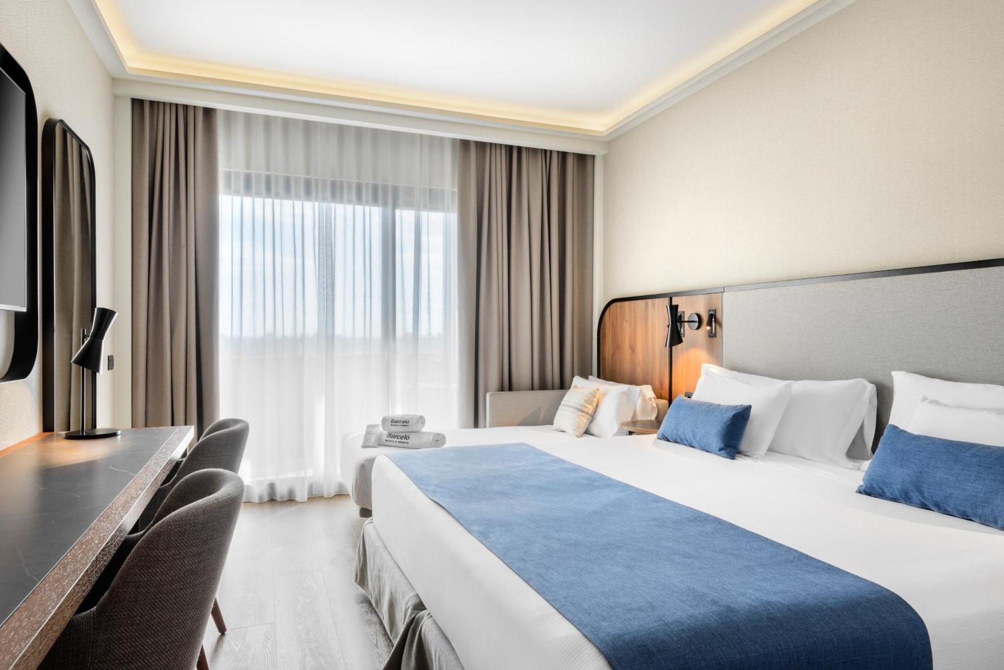 Deluxe Double Room Extra Bed