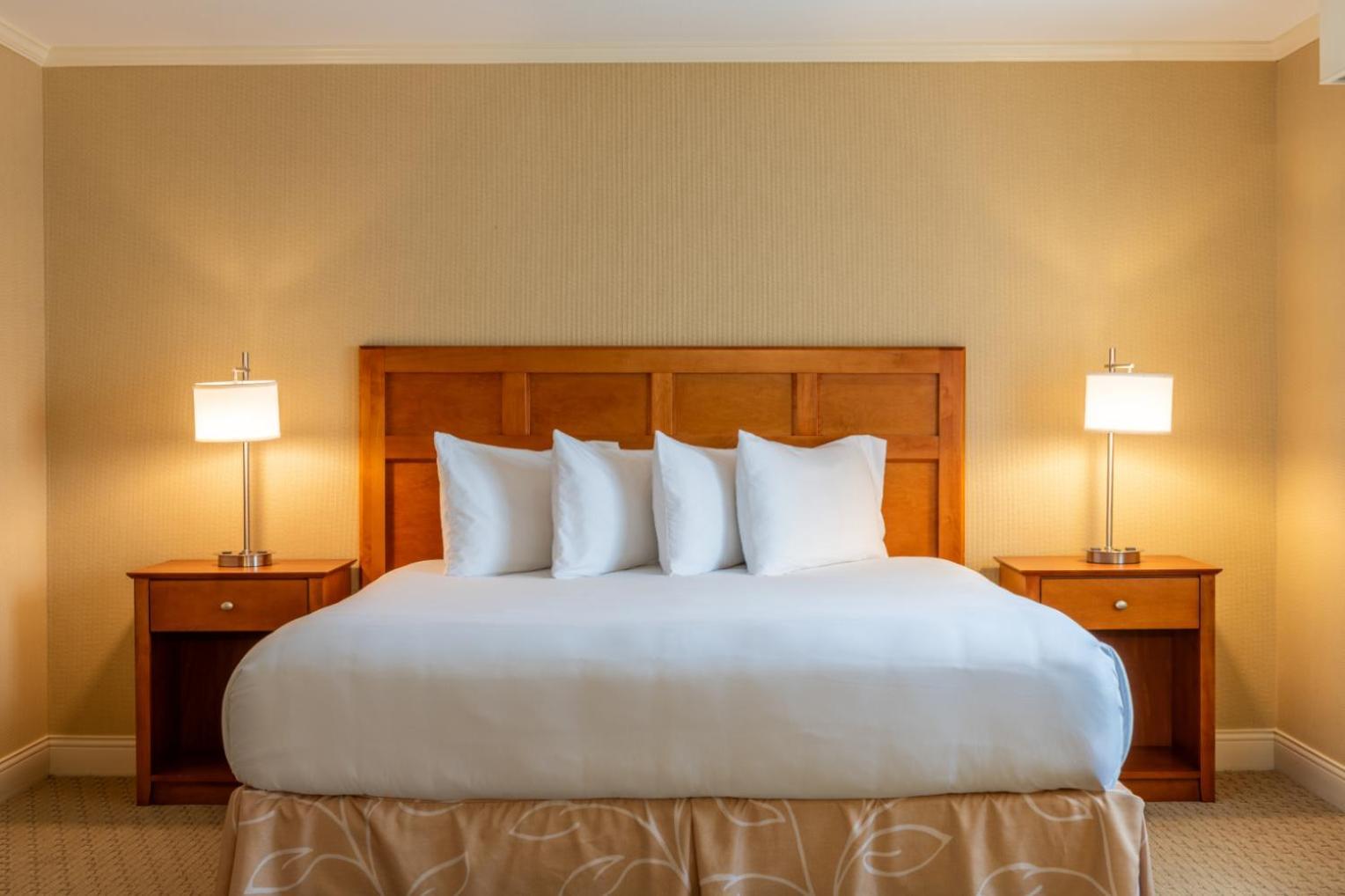 King Standard Room,1743804919:JPEG
