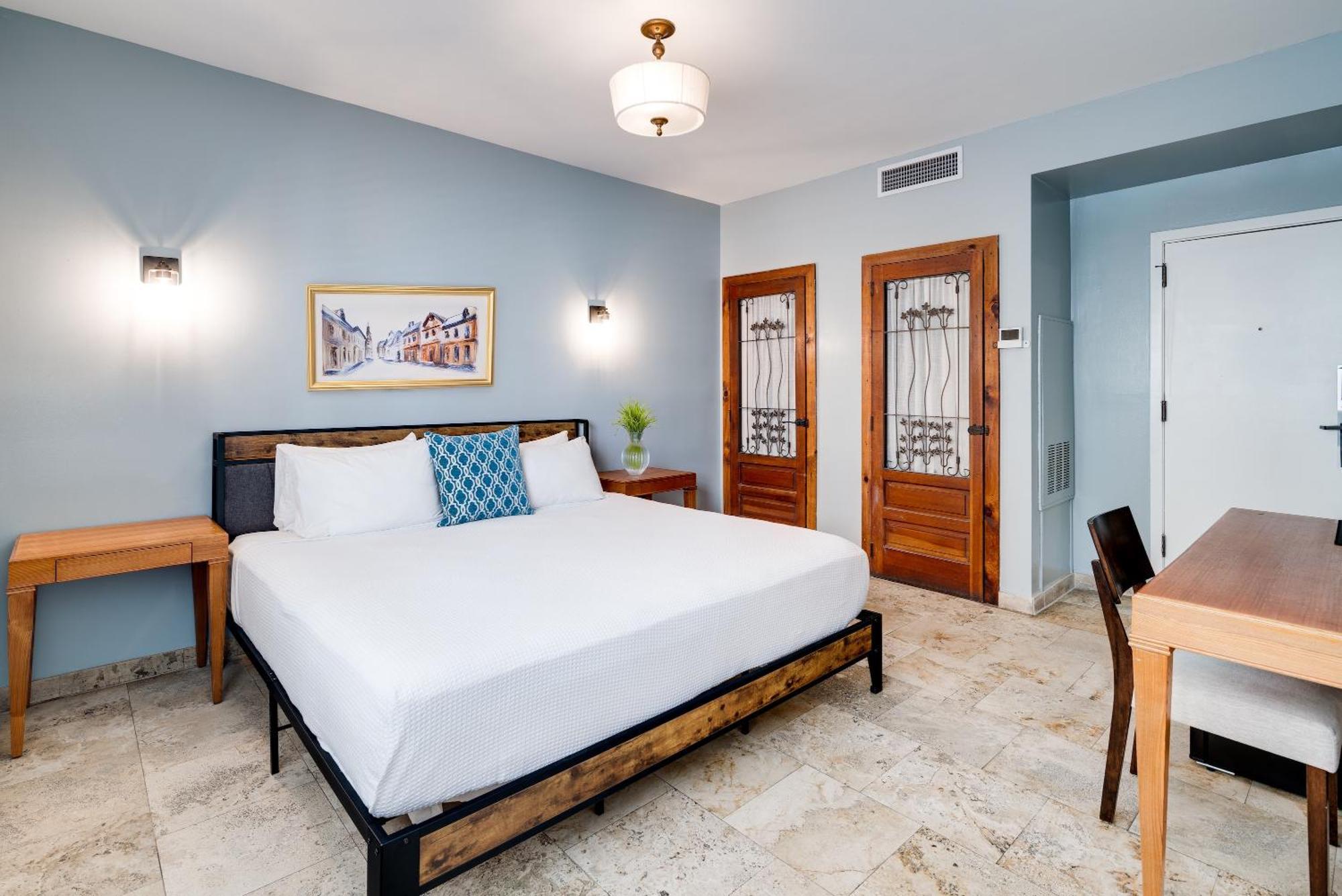 Quarto com Cama King-size