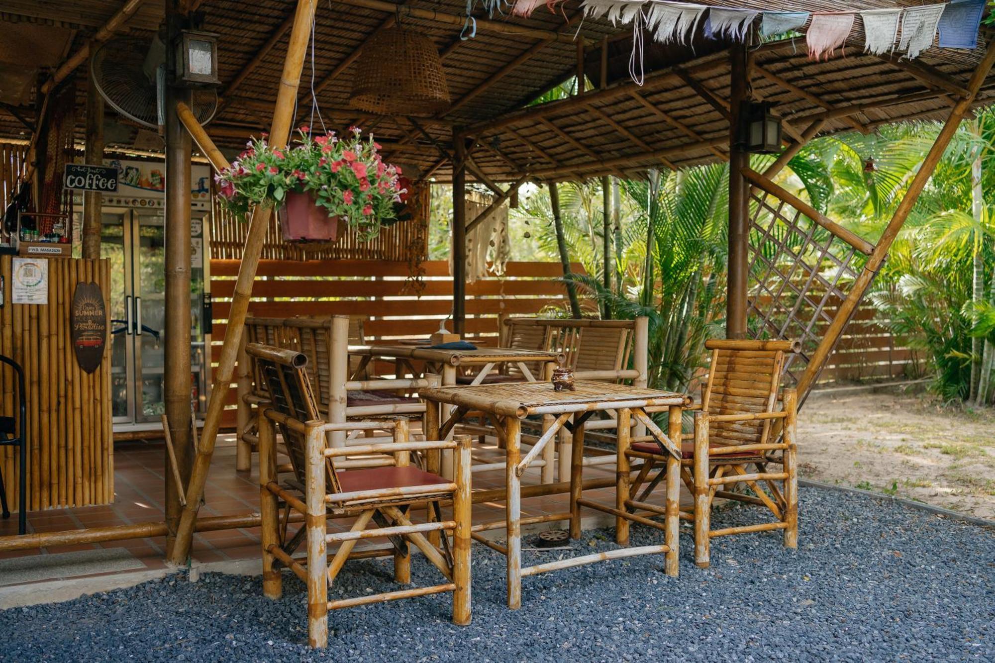 Deluxe Bungalow