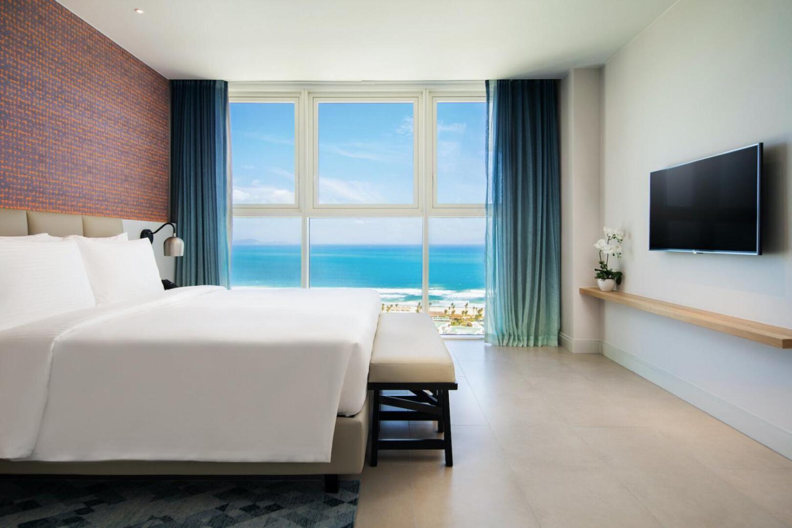 2 Bedroom Suite Terrace Panoramic Ocean View 1 King & 1 Twin