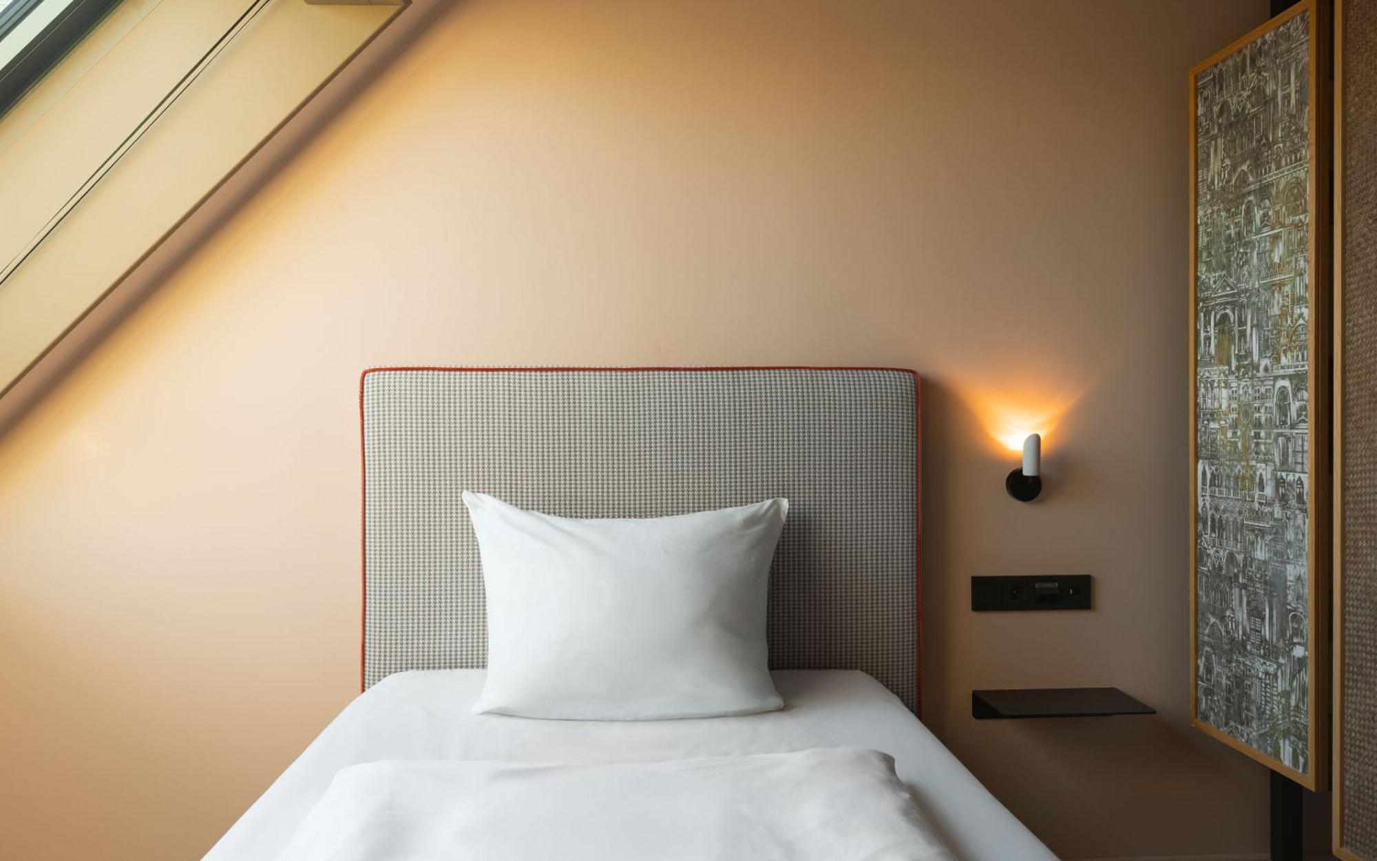Classic Single Room,1746786753:JPEG