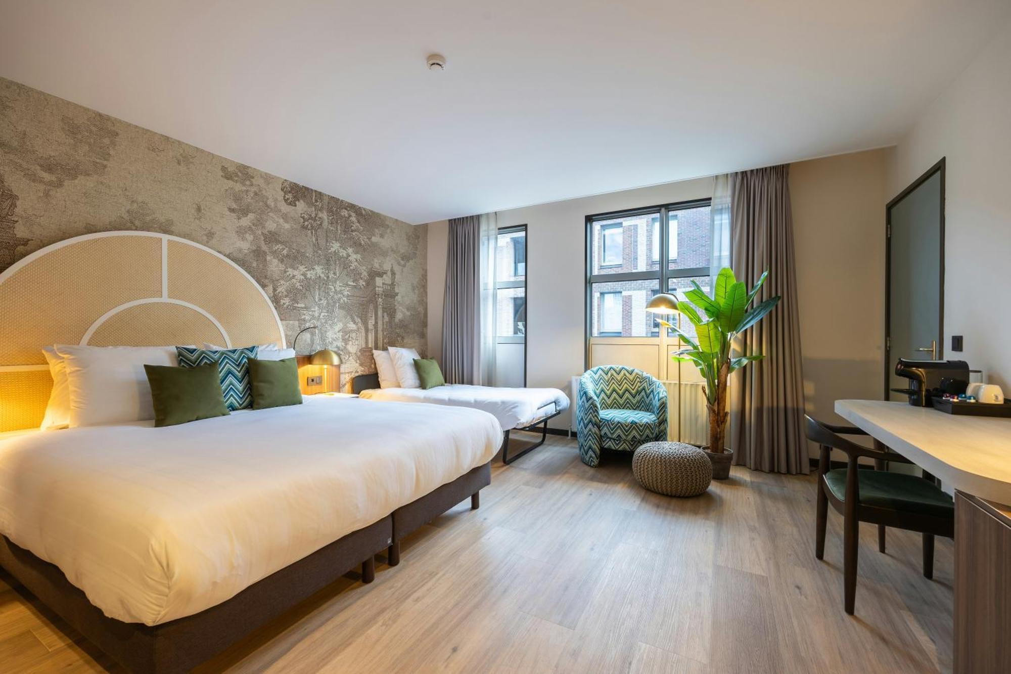Deluxe Room 1 Double Bed 1 Double Sofabed,1746814851:JPEG