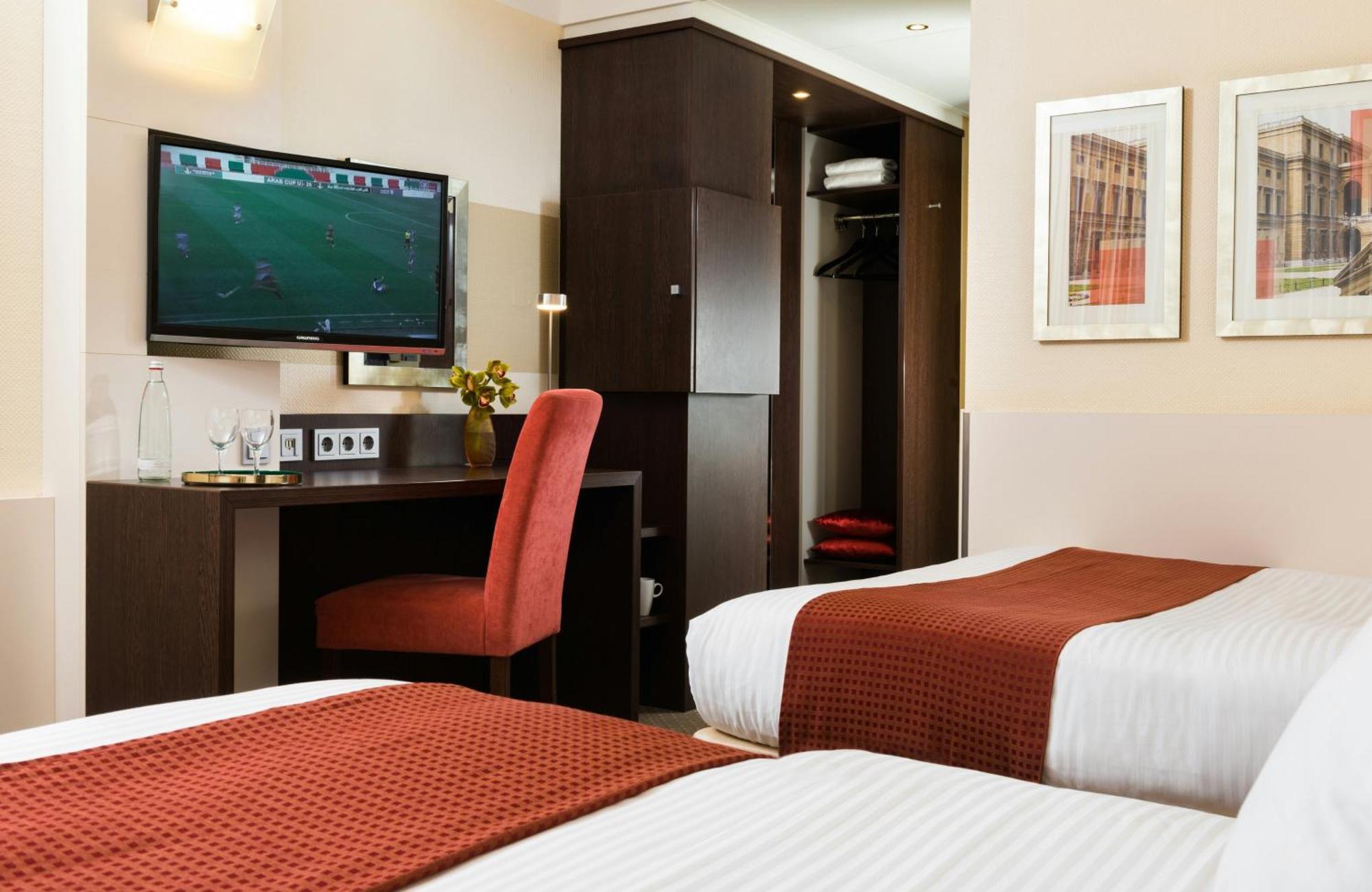 Deluxe Triple Room,1746816333:JPEG